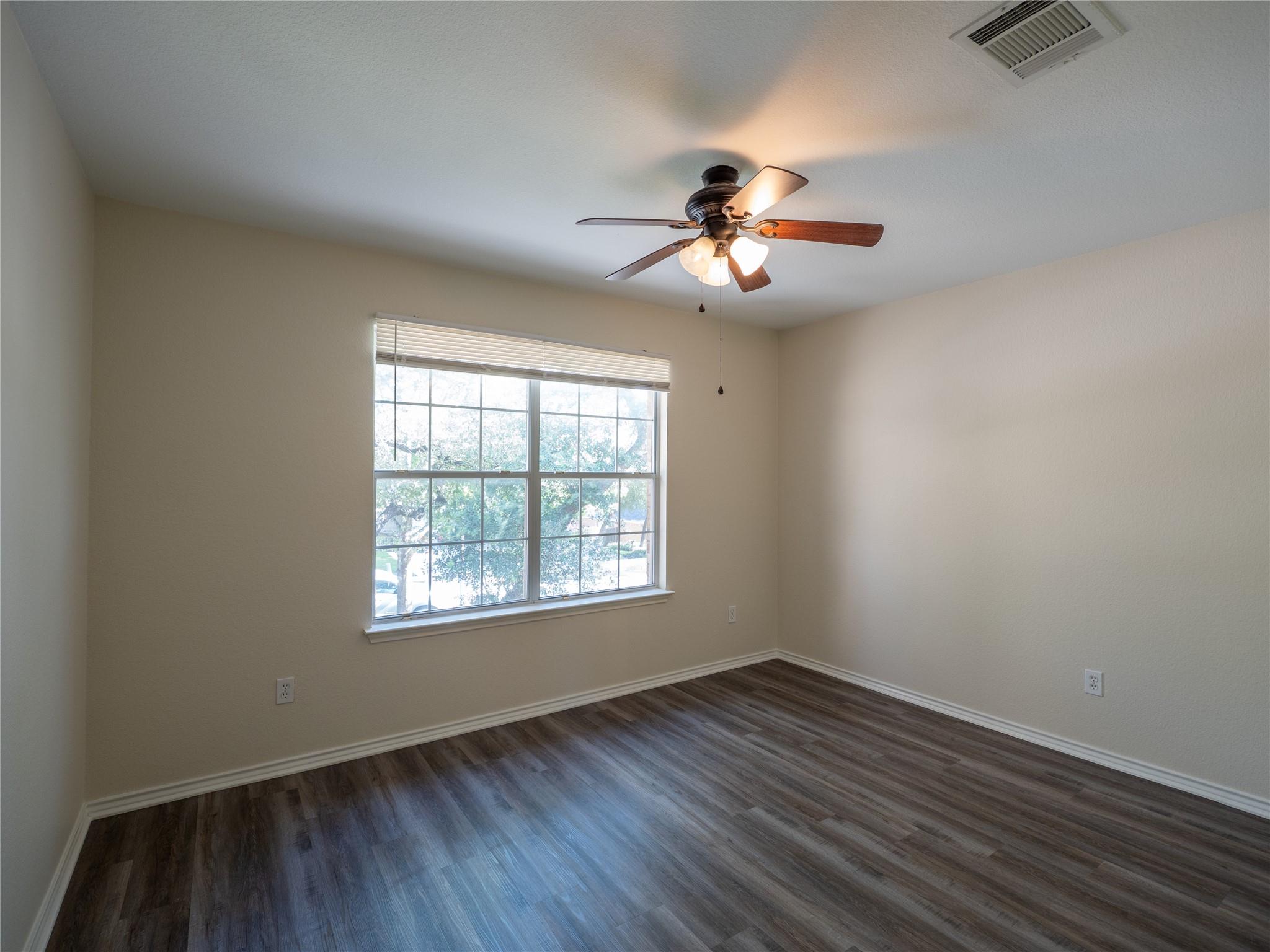 1710 Lomita Dr Property Photo 14