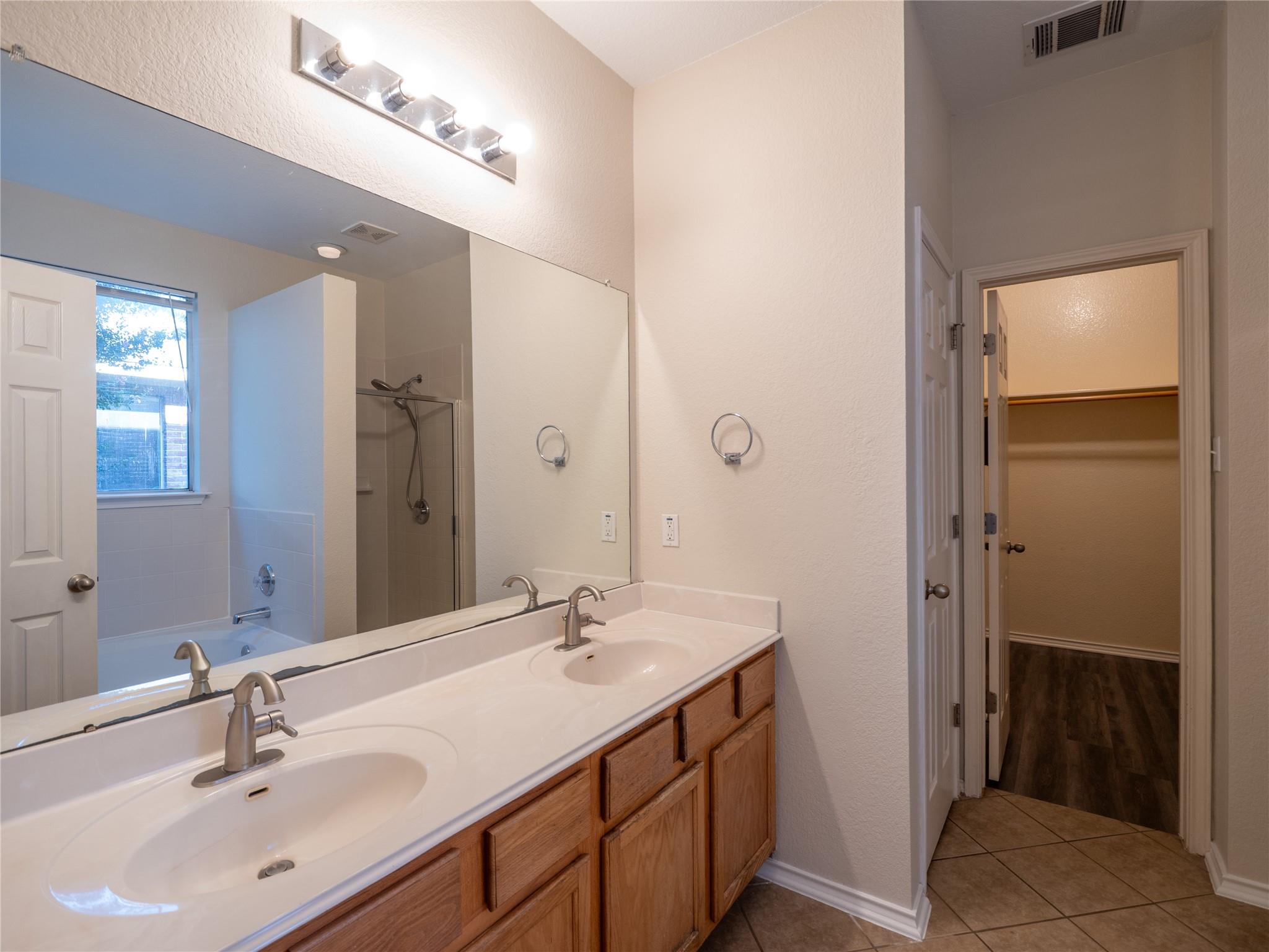 1710 Lomita Dr Property Photo 16