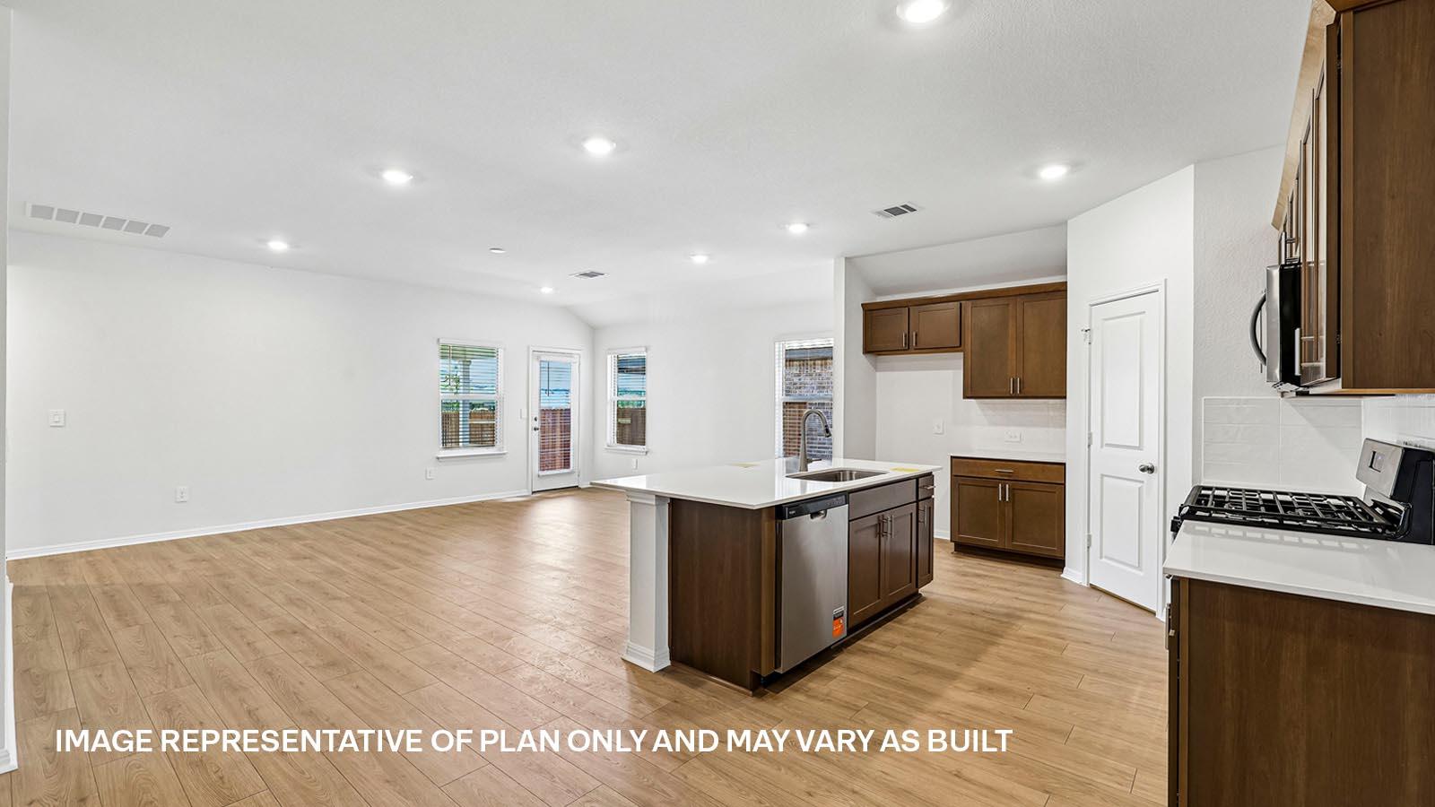2649 Whittler Rd Property Photo 8