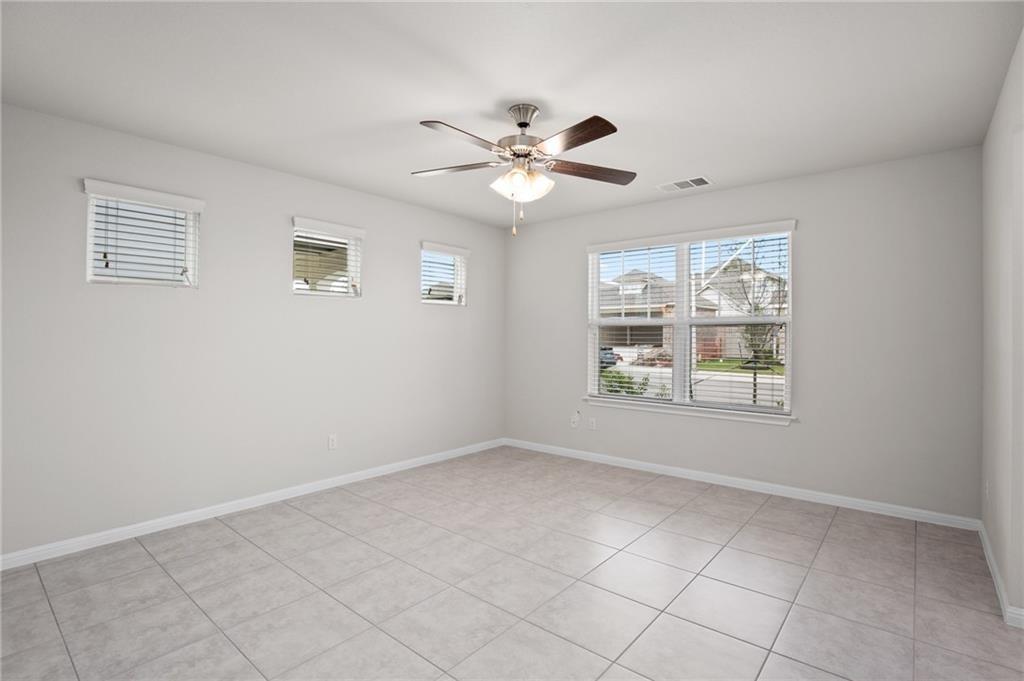 18014 Lungo St Property Photo 6