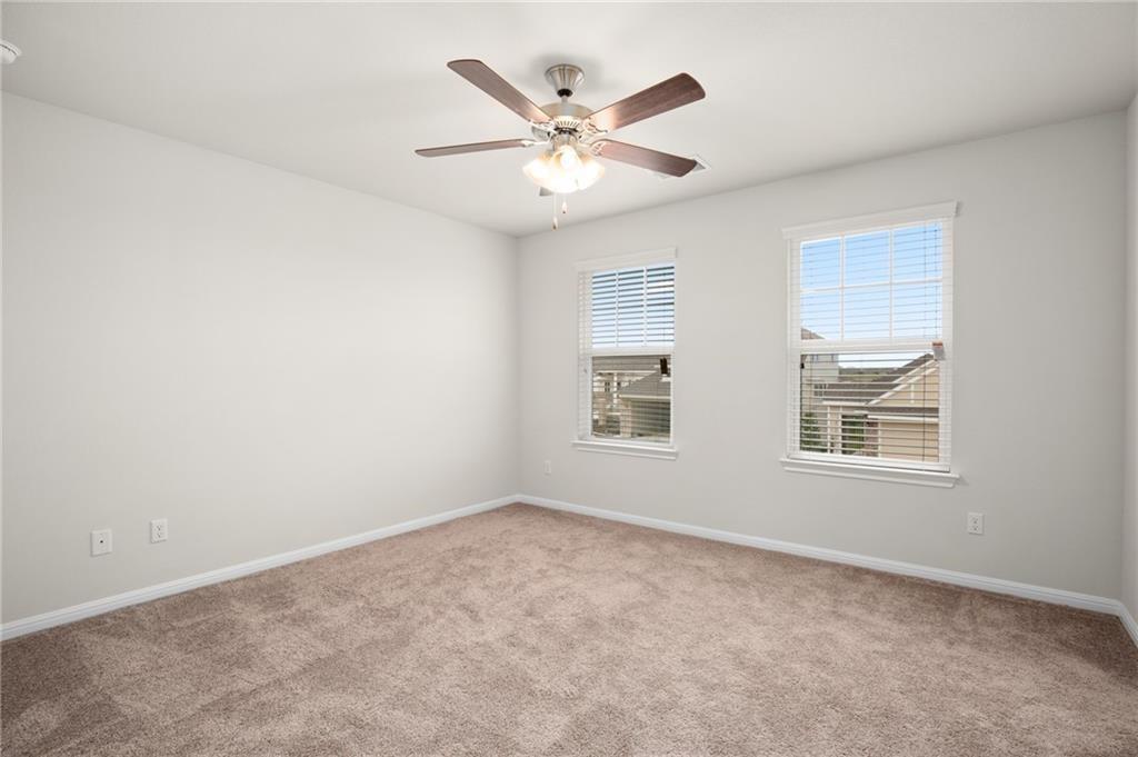 18014 Lungo St Property Photo 9