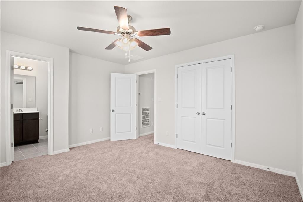 18014 Lungo St Property Photo 10