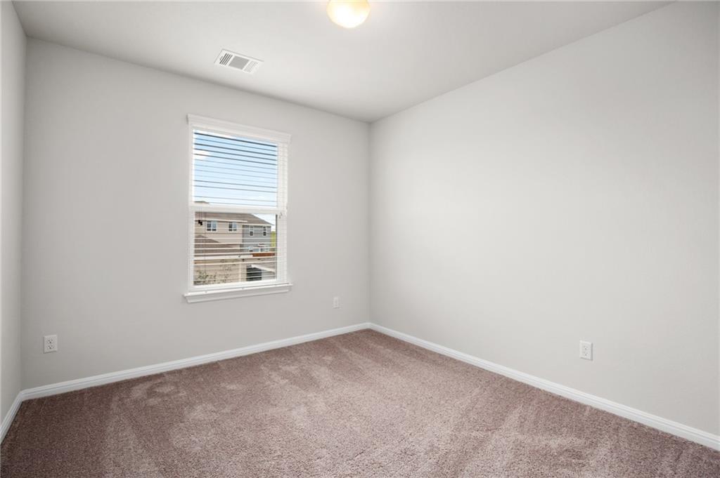 18014 Lungo St Property Photo 13