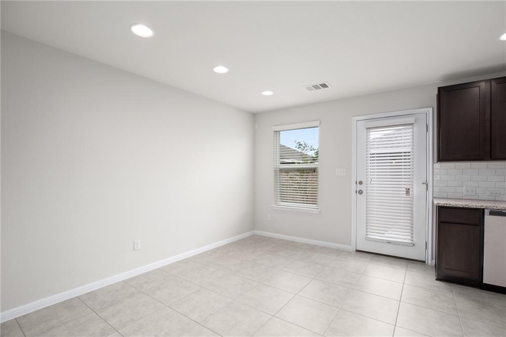 18014 Lungo St Property Photo 14