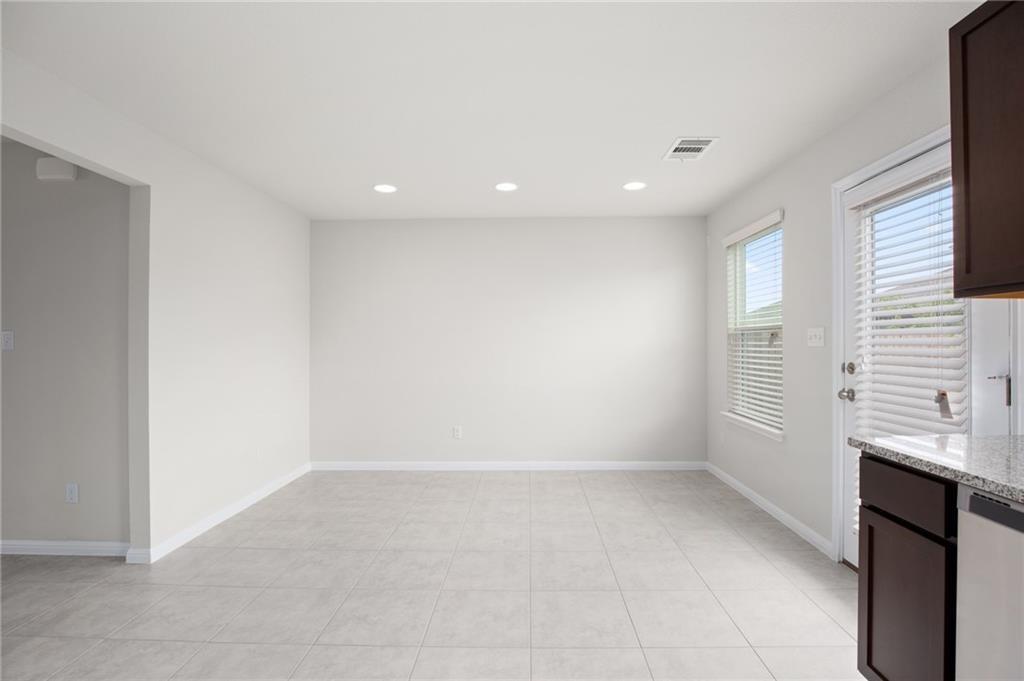 18014 Lungo St Property Photo 15