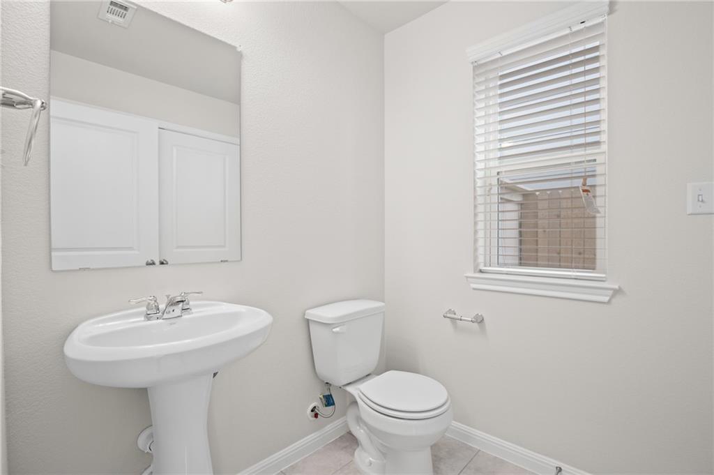 18014 Lungo St Property Photo 16