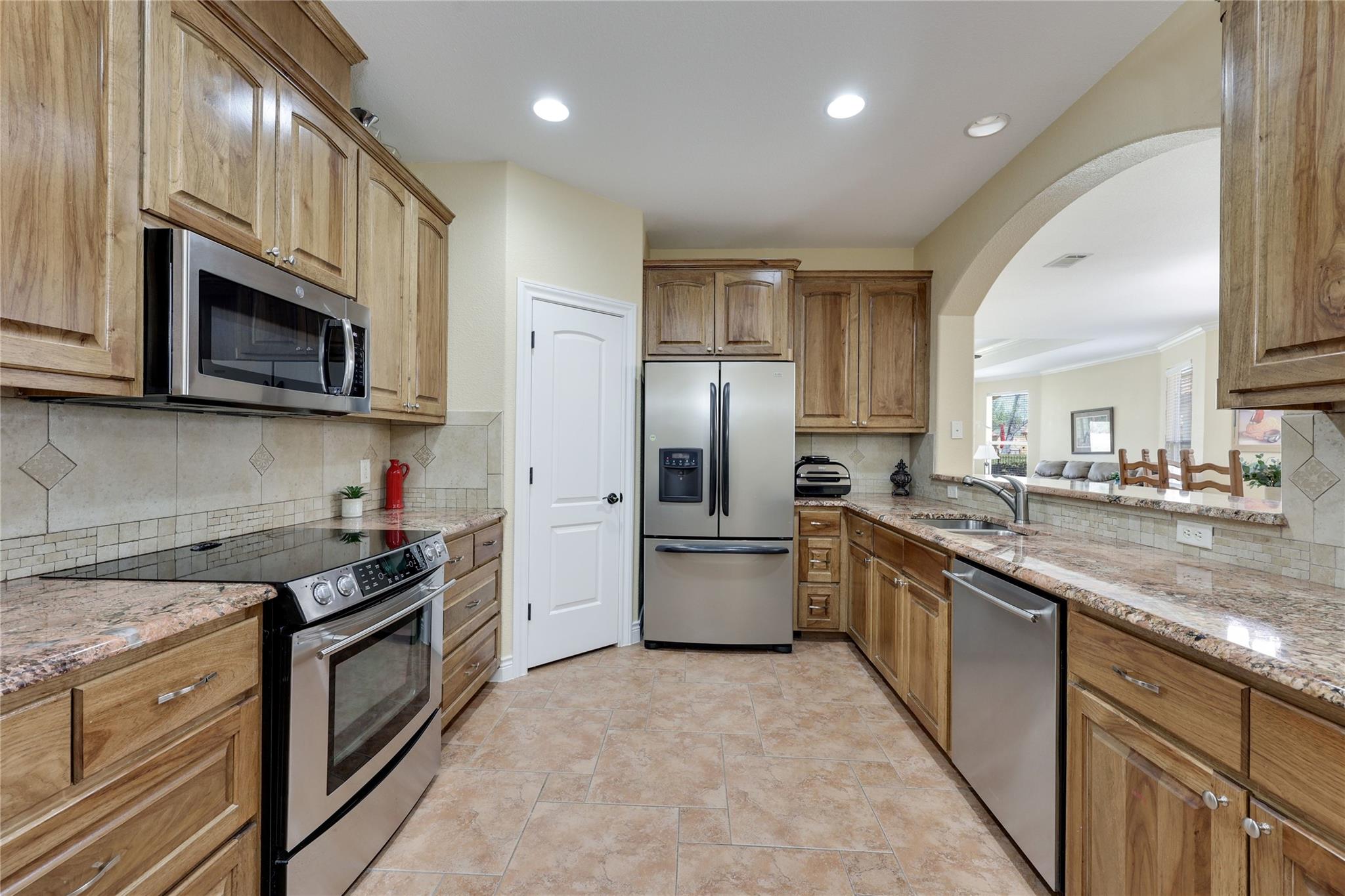 21118 Highland Lake Dr #2 Property Photo 9
