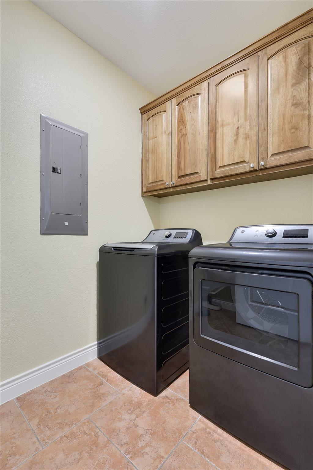 21118 Highland Lake Dr #2 Property Photo 25
