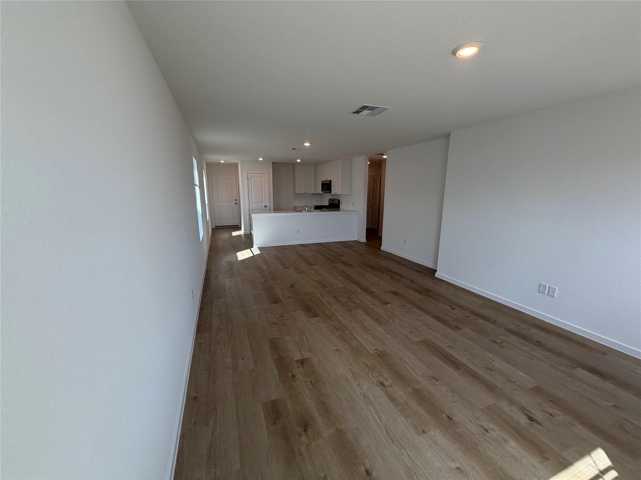 305 Rockies Rd Property Photo 2