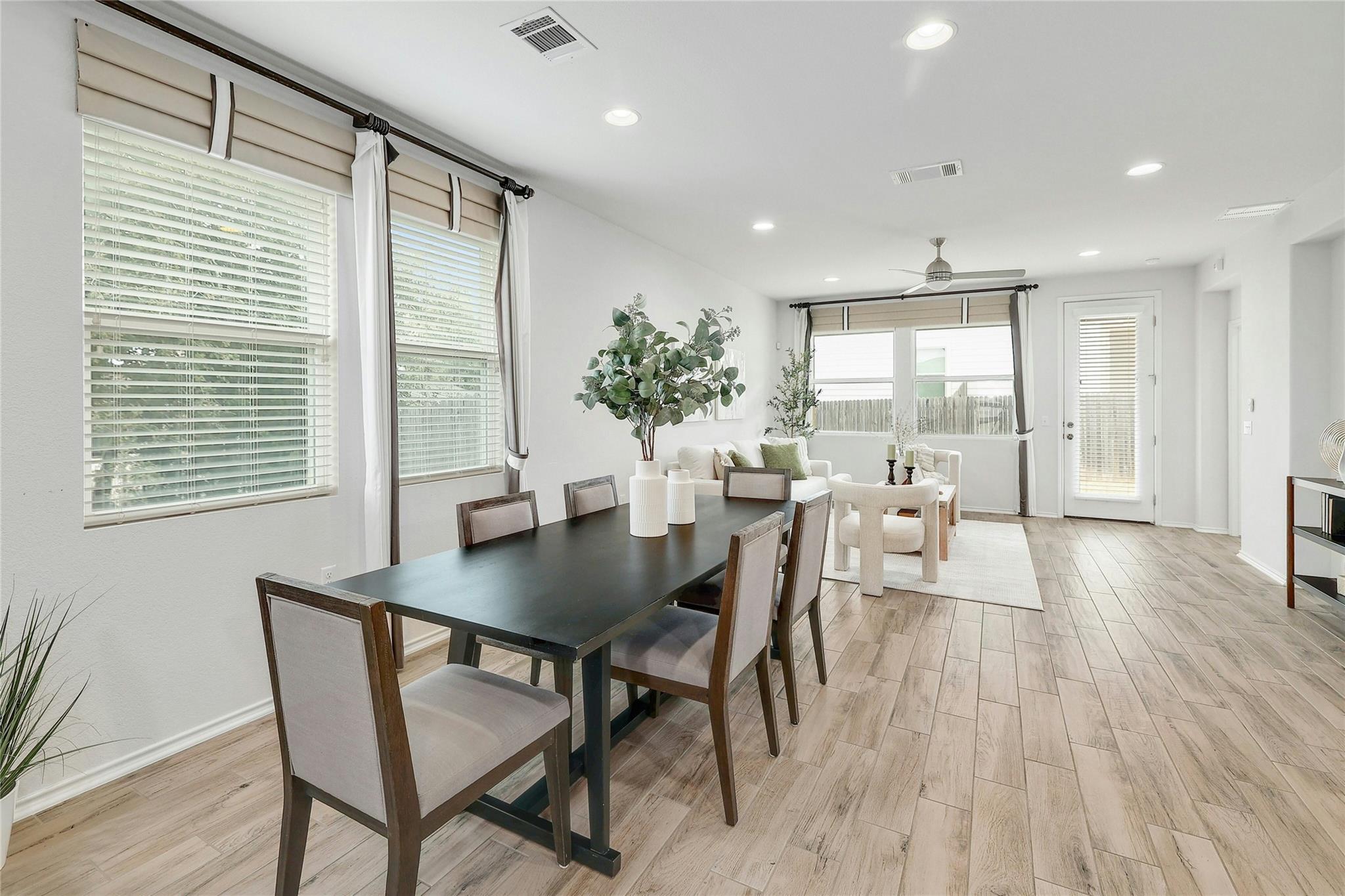 1800 Crimson Rosella Trl Property Photo 6