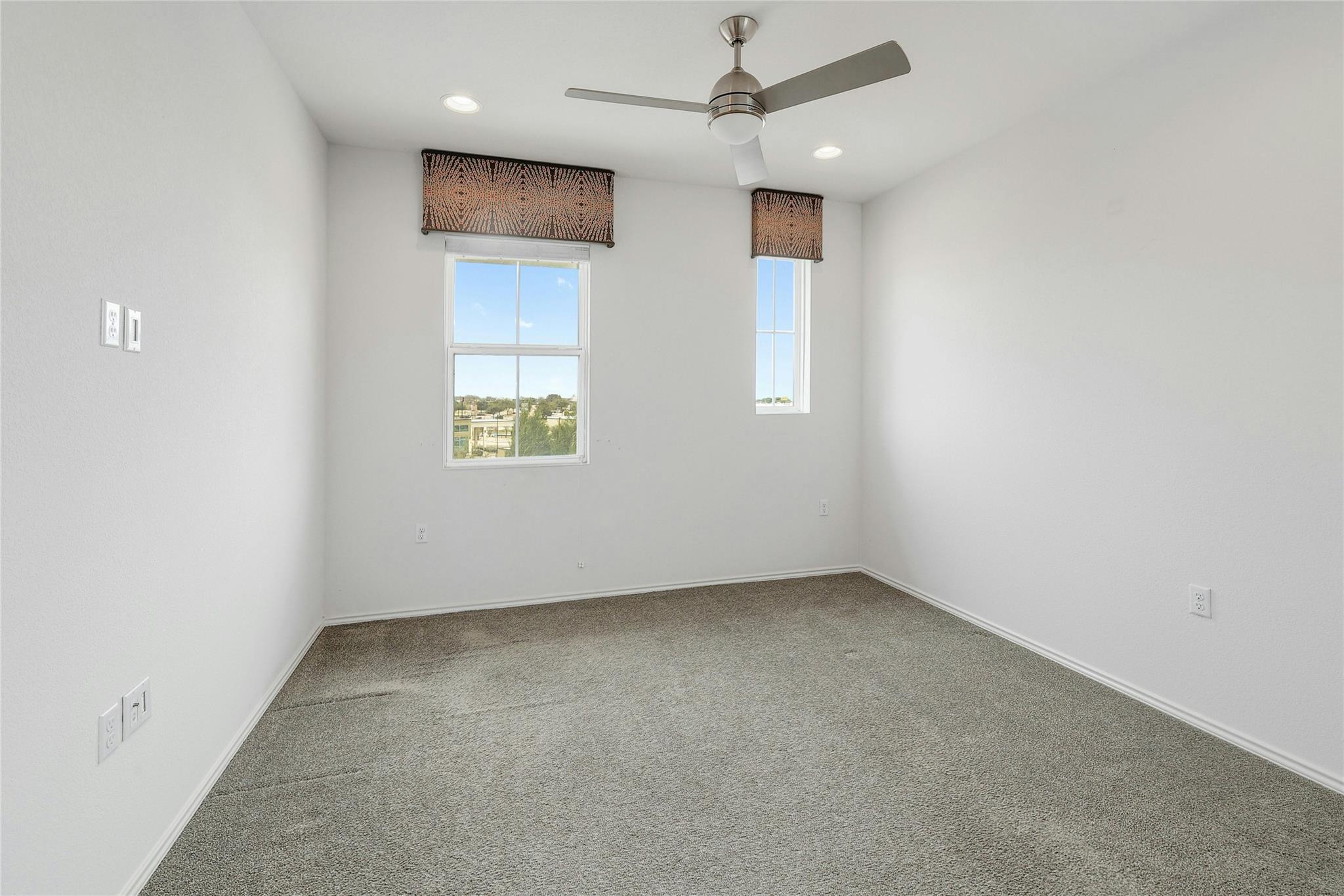 1800 Crimson Rosella Trl Property Photo 25