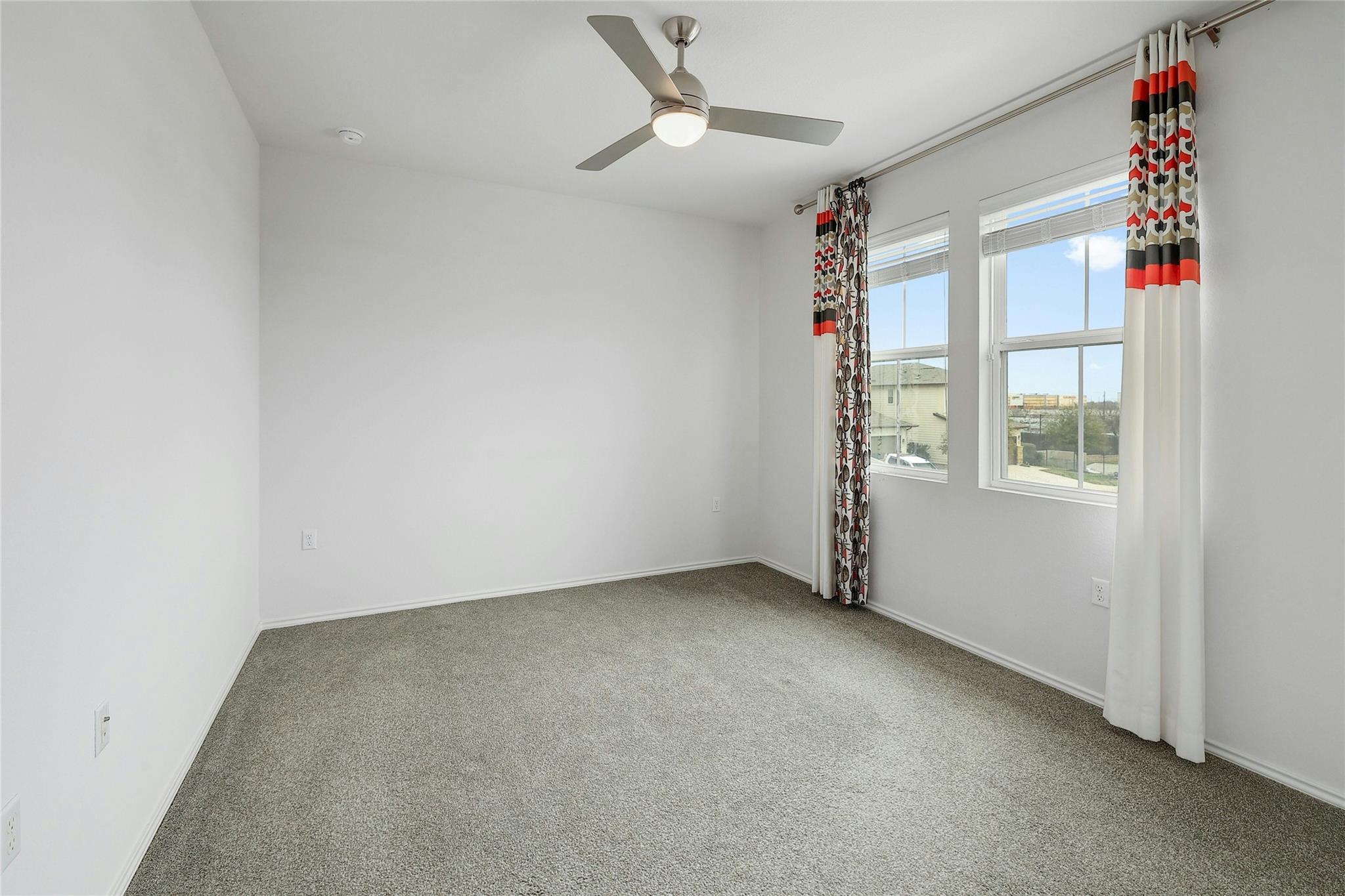 1800 Crimson Rosella Trl Property Photo 28