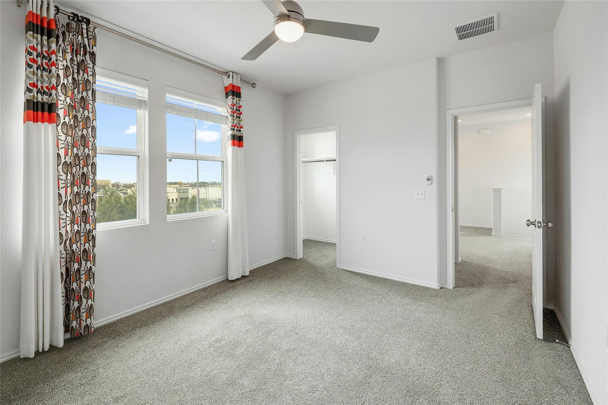 1800 Crimson Rosella Trl Property Photo 29
