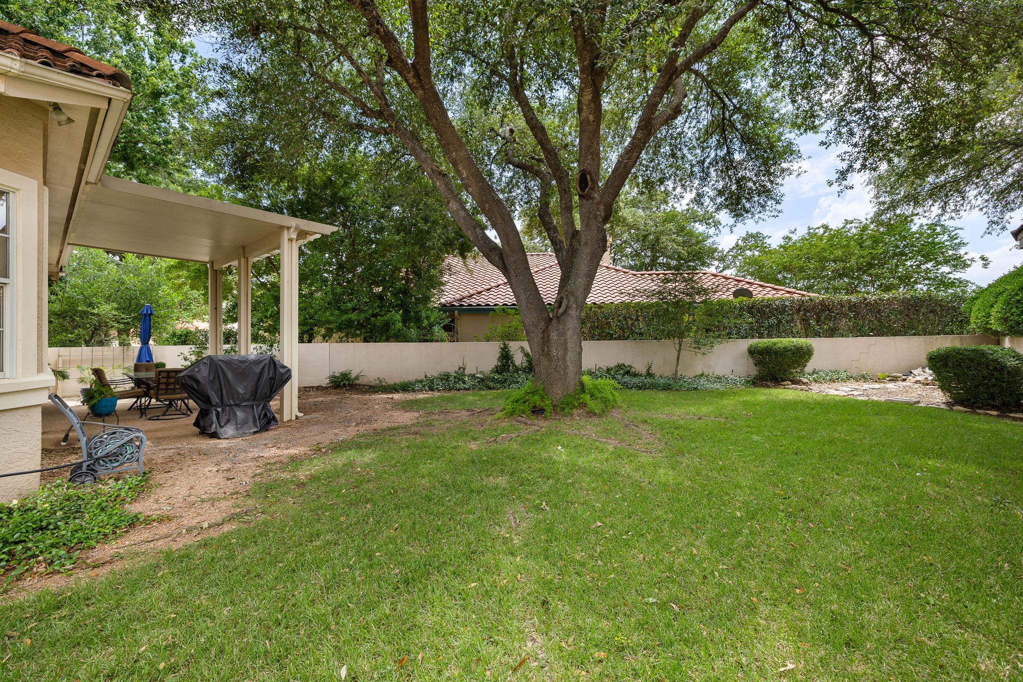 30303 Briarcrest Dr Property Photo 28
