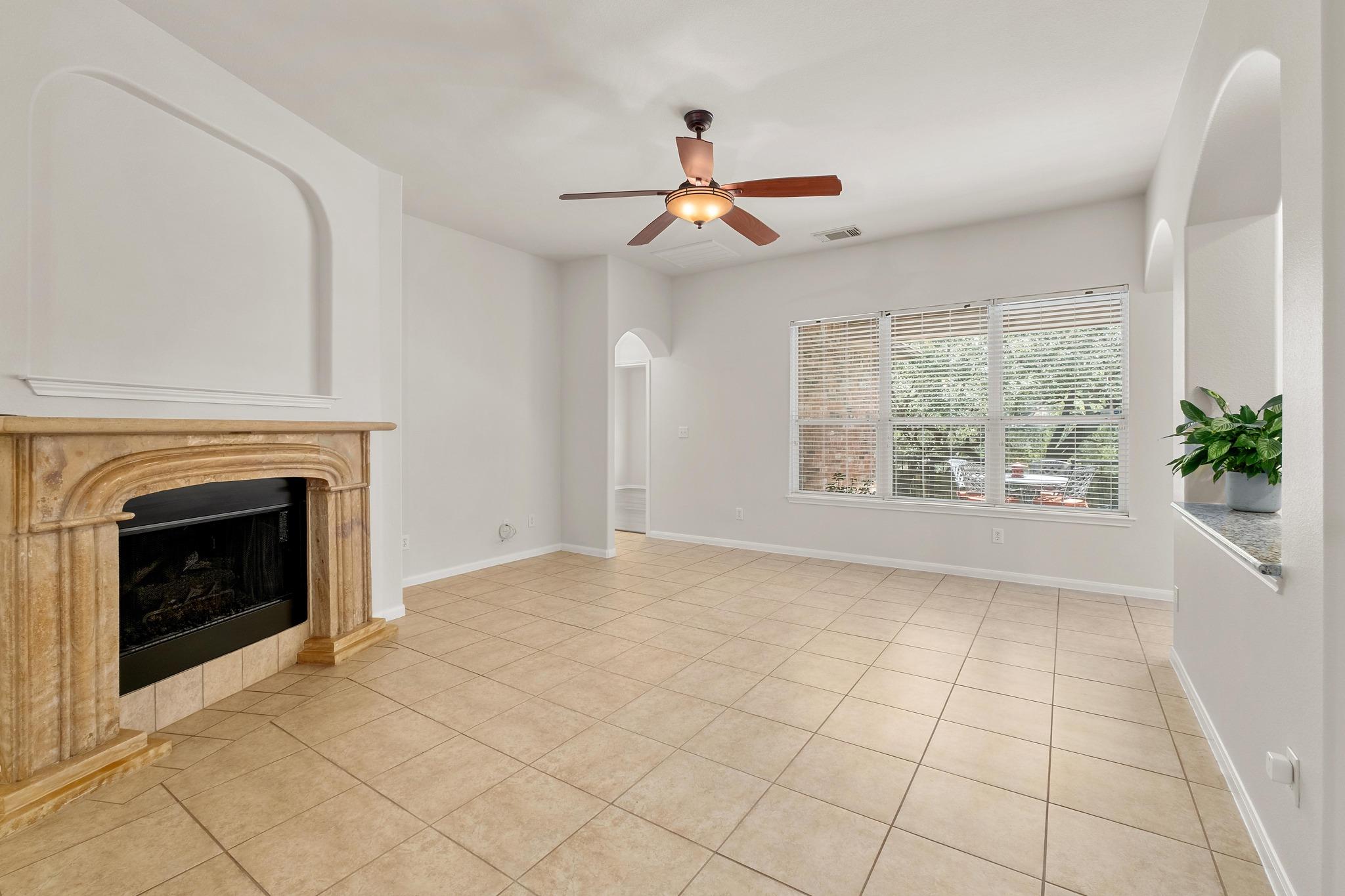 7405 Brecourt Manor Way Property Photo 9