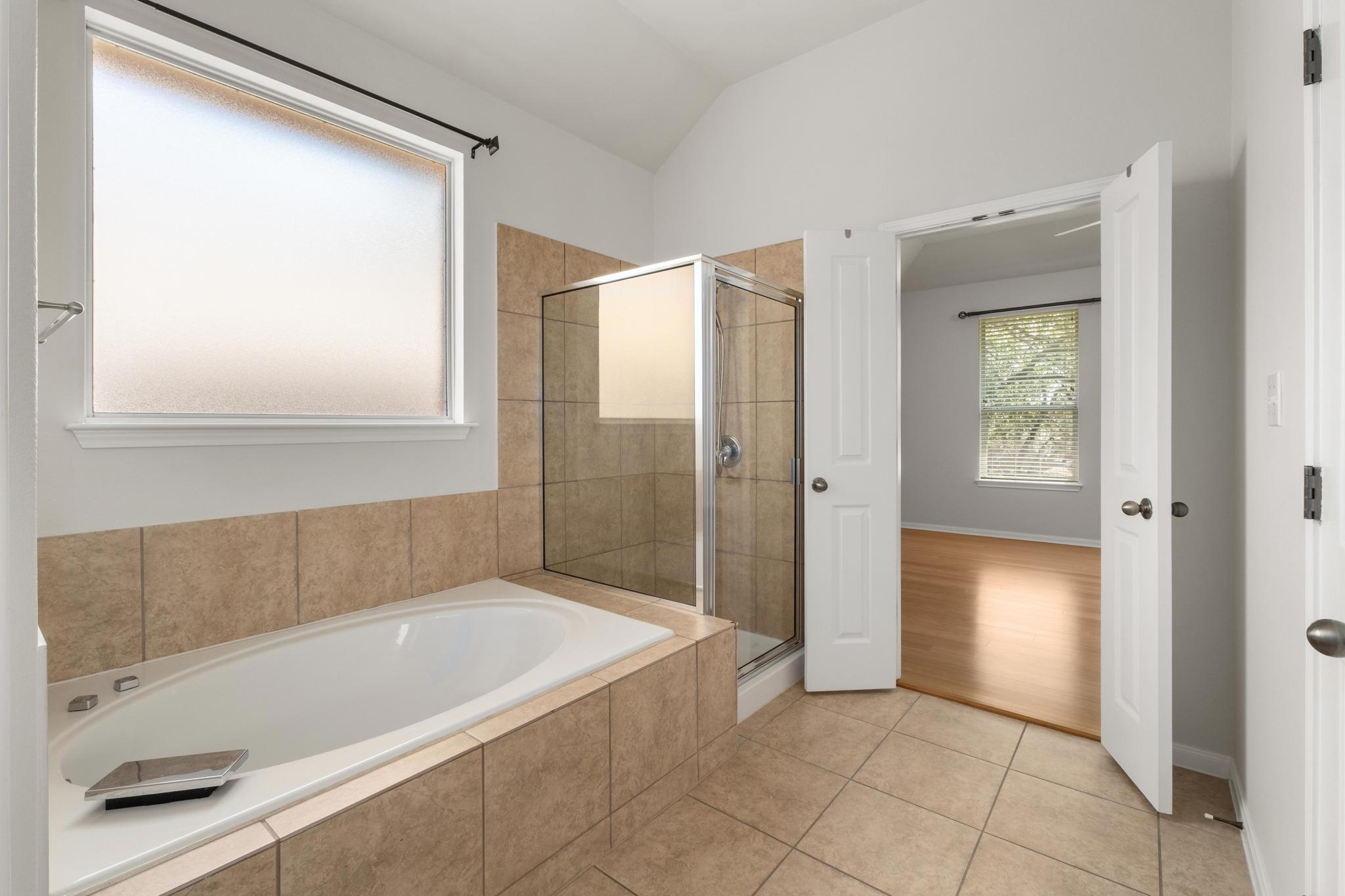 7405 Brecourt Manor Way Property Photo 16