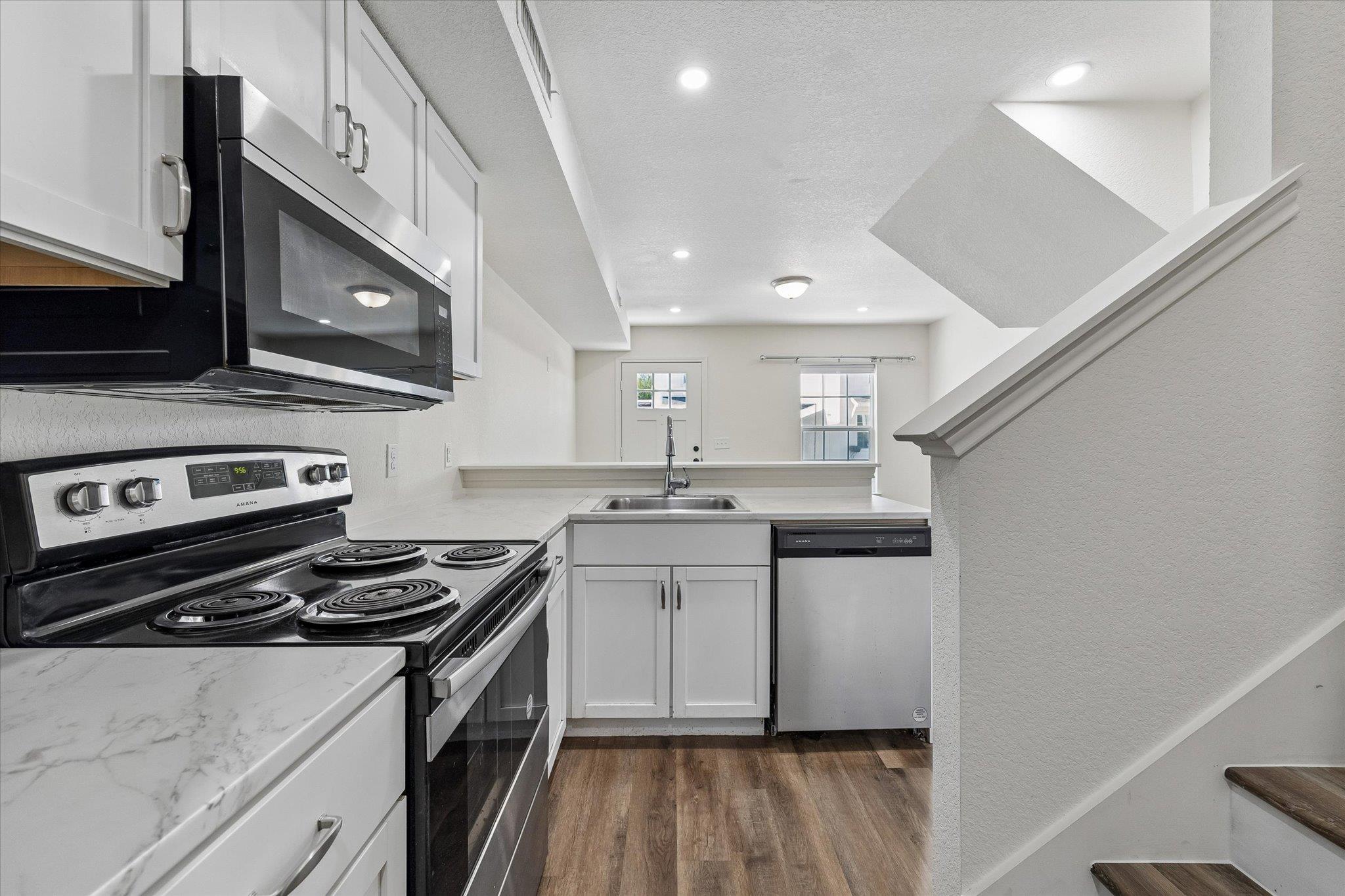 230 Debus Dr ##109b Property Photo 8