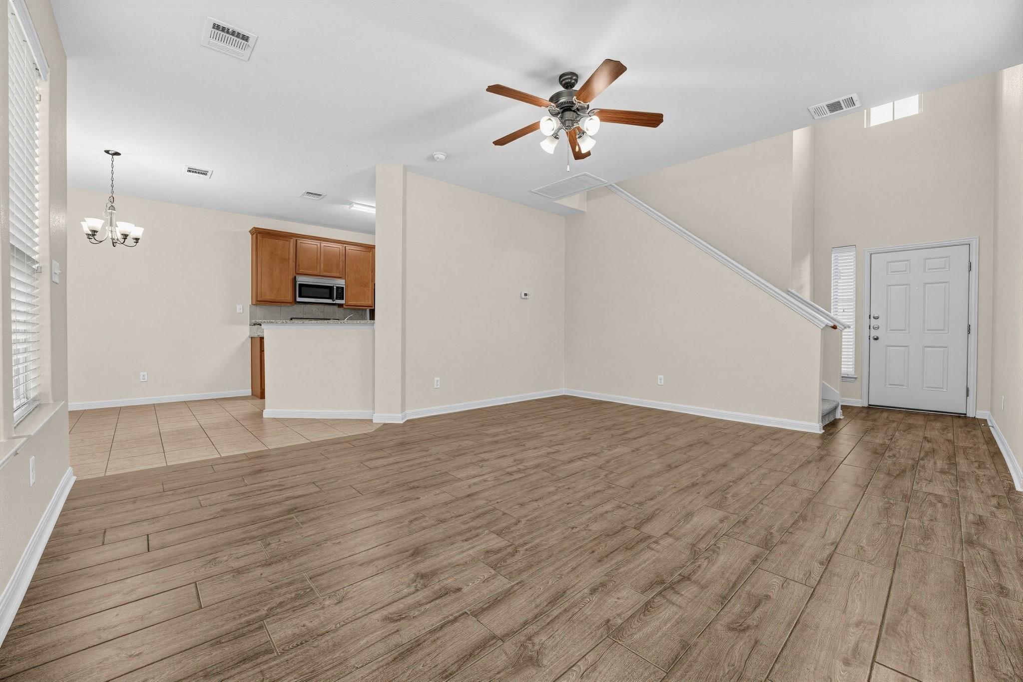 2410 Great Oaks Dr #401 Property Photo 7