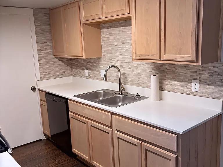 2124 Burton Dr #130 Property Photo 2