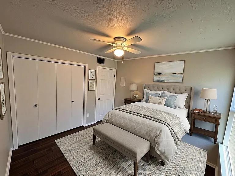 2124 Burton Dr #130 Property Photo 6