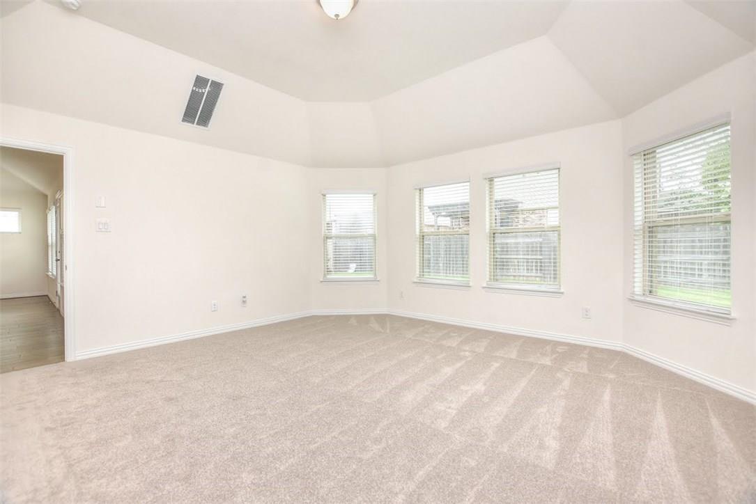 2005 Southcreek Dr Property Photo 26