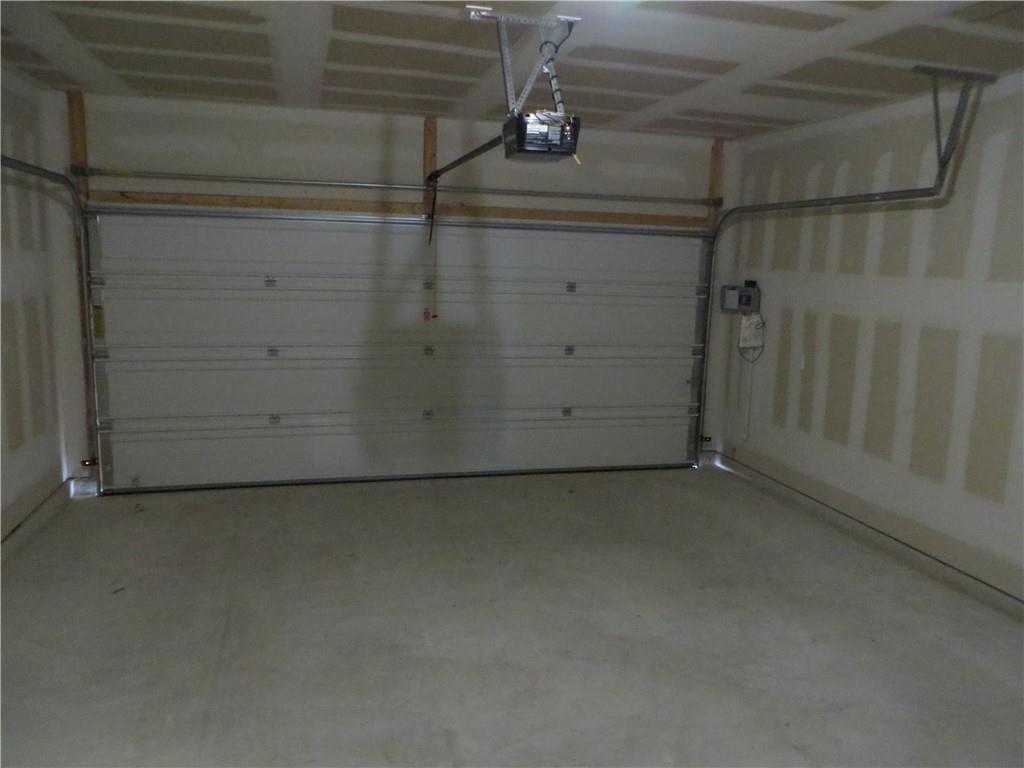 1200 Ferryman Dr Property Photo 11