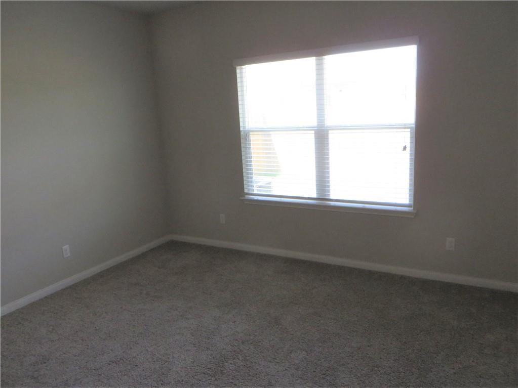 1200 Ferryman Dr Property Photo 12