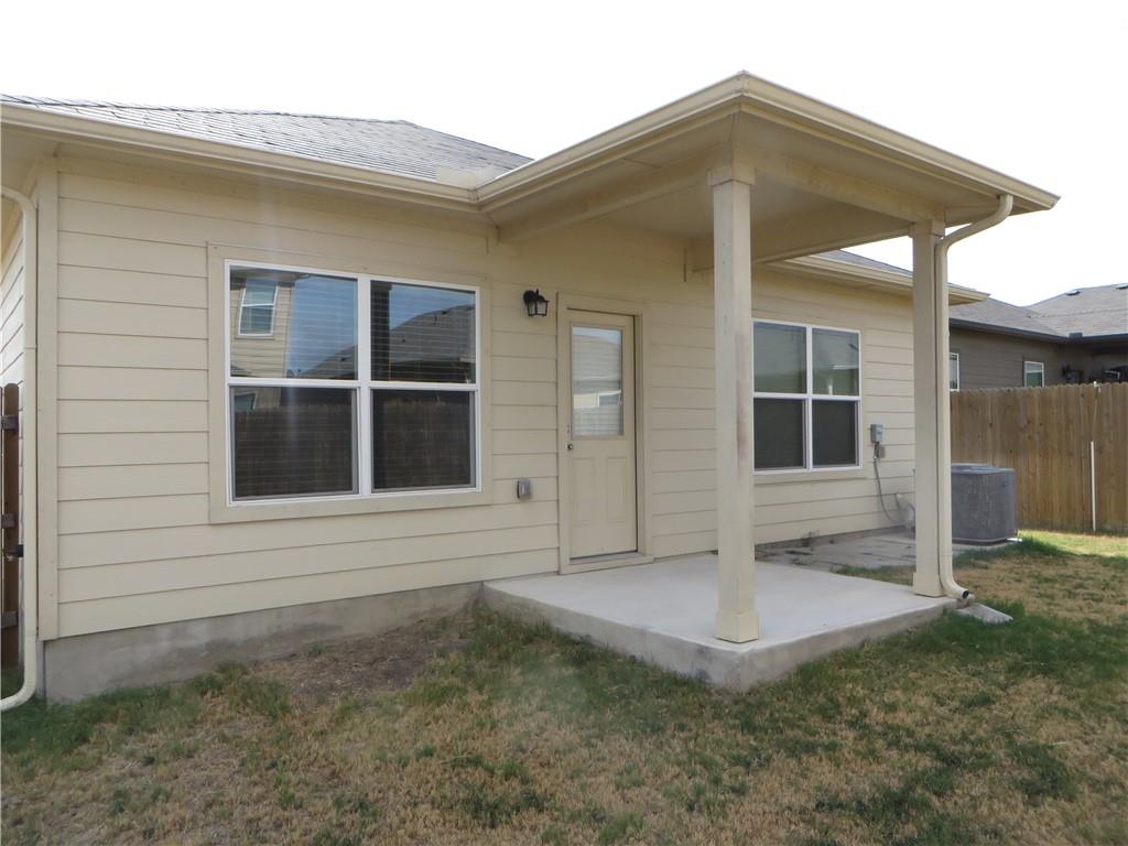 1200 Ferryman Dr Property Photo 23