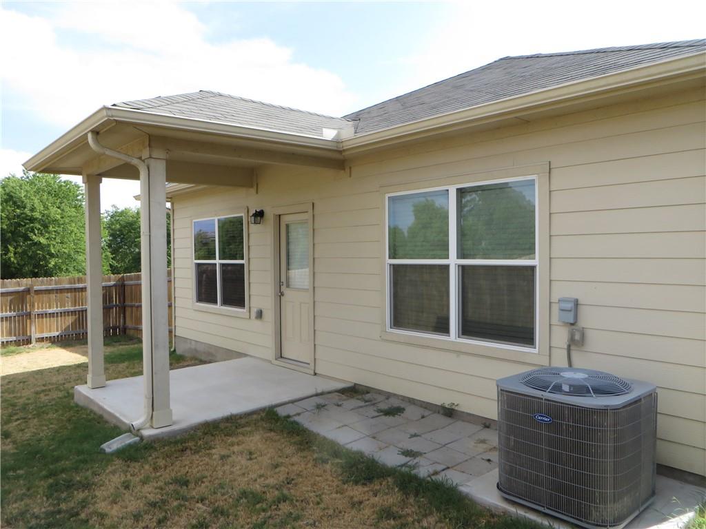 1200 Ferryman Dr Property Photo 24