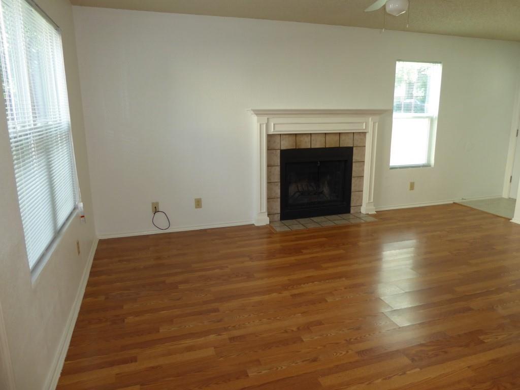 9102 Sanger Dr #a Property Photo 2