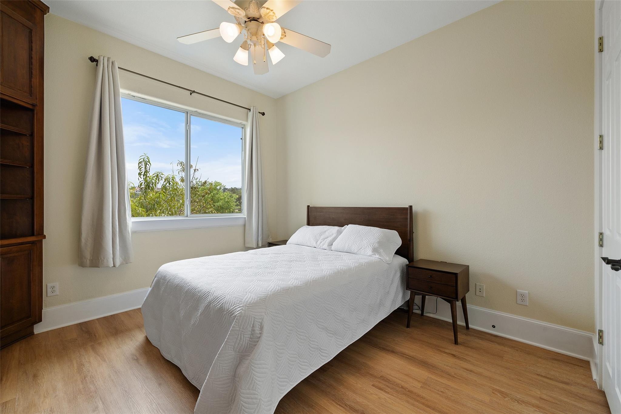 605 Ladin Ln Property Photo 16