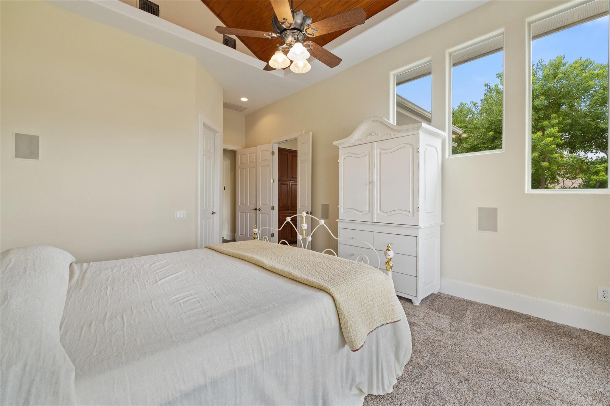 605 Ladin Ln Property Photo 20