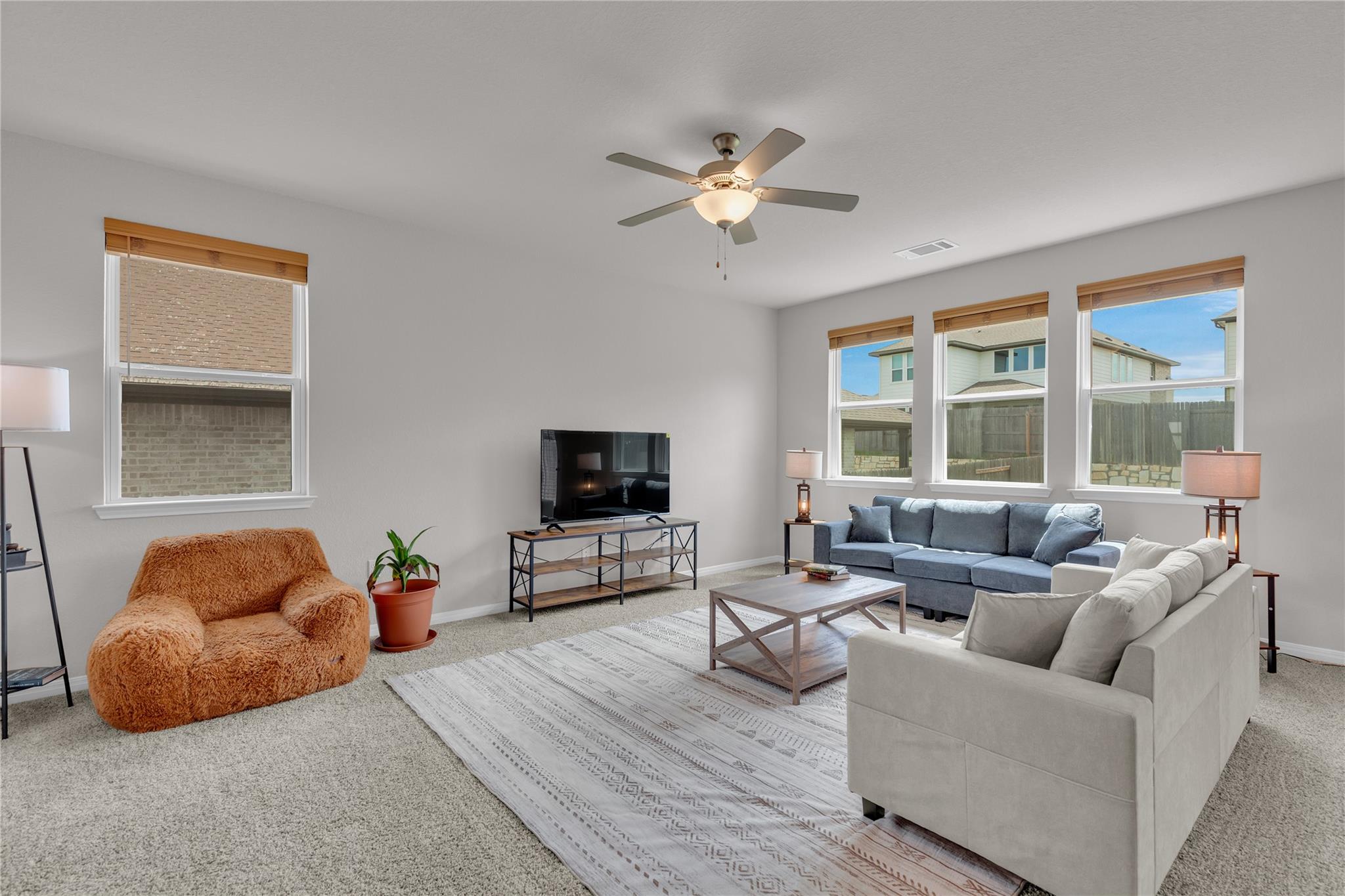 6401 Night Chinook Dr Property Photo 4