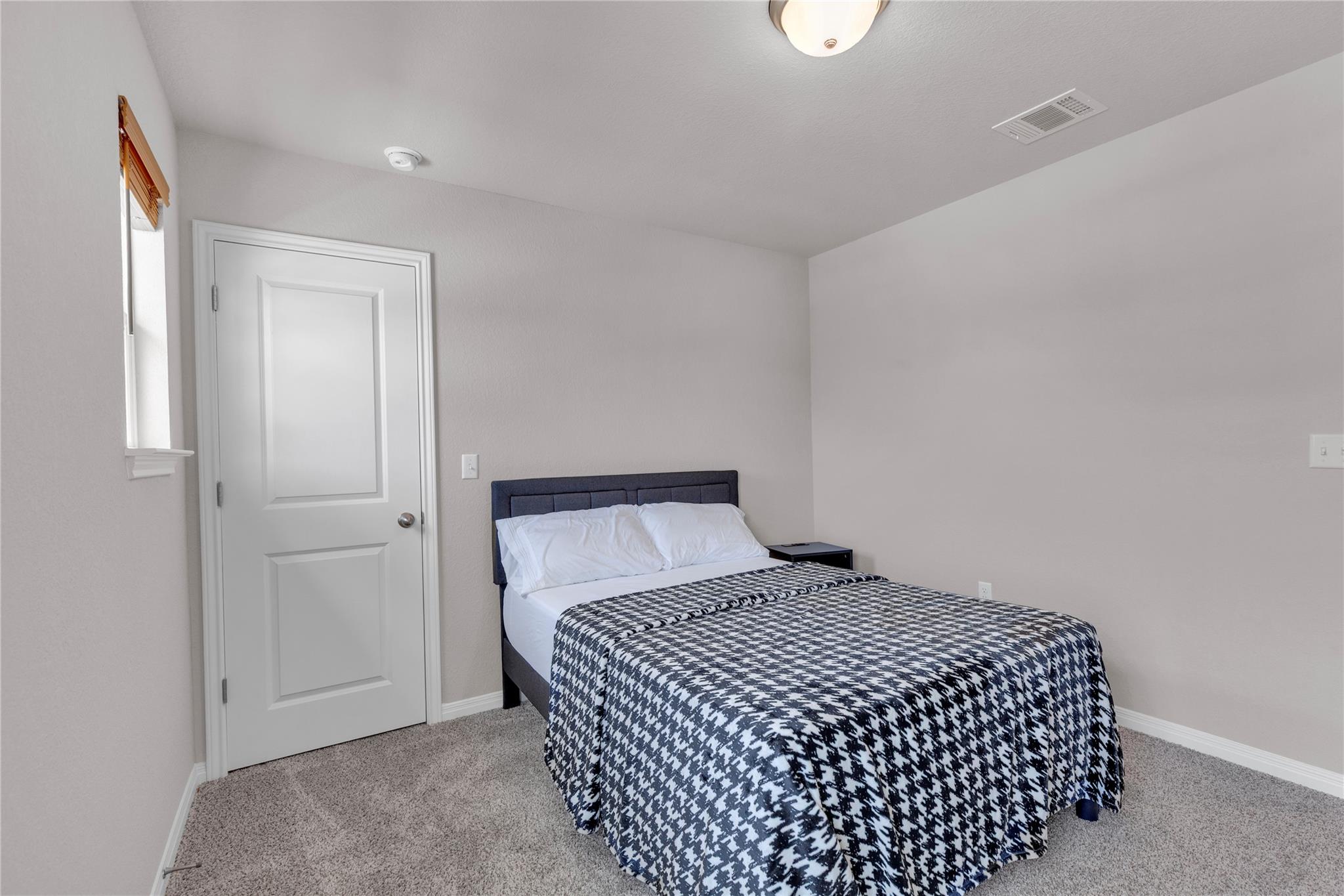 6401 Night Chinook Dr Property Photo 31