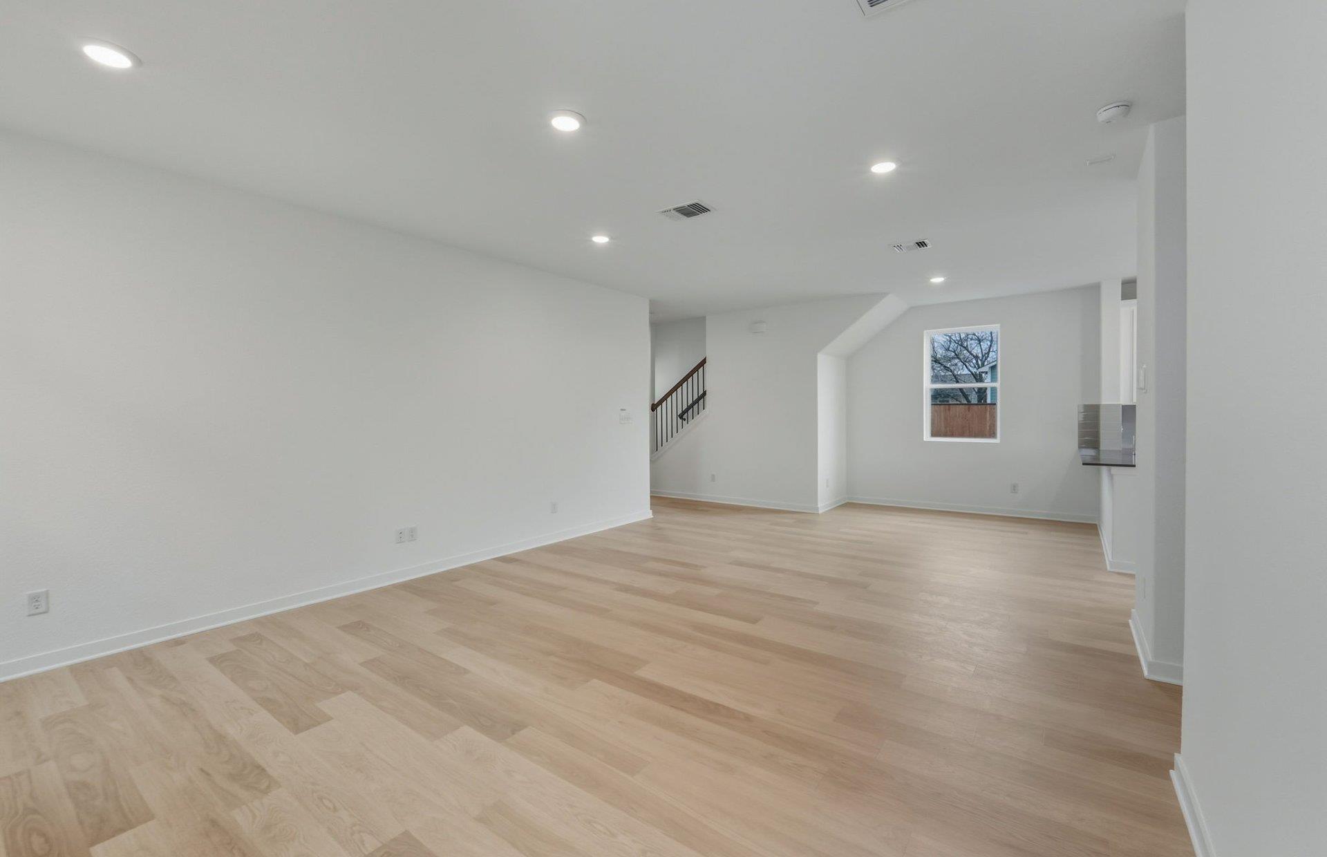 341 Sullivan Way Property Photo 8