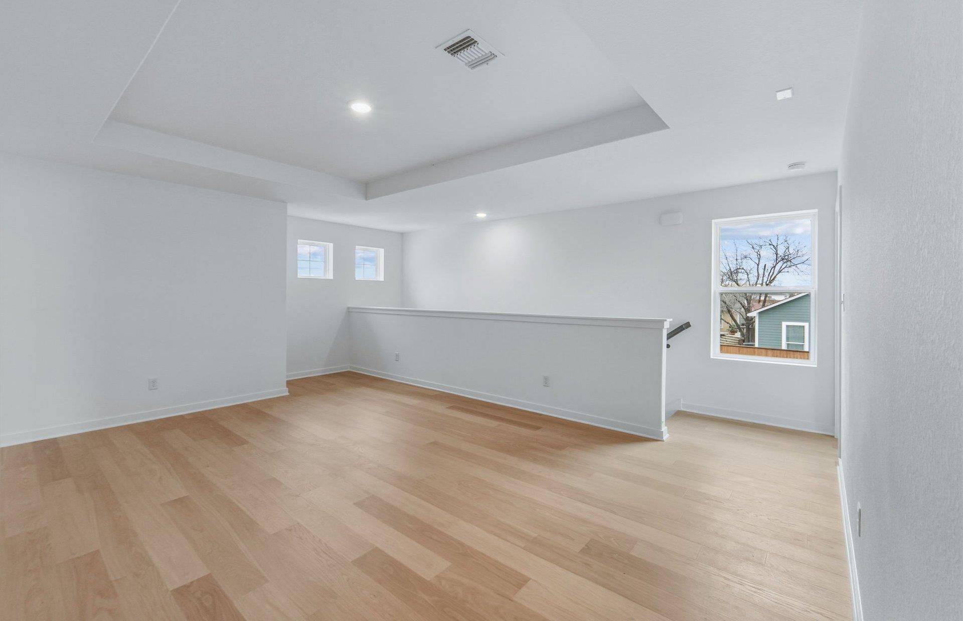 341 Sullivan Way Property Photo 15
