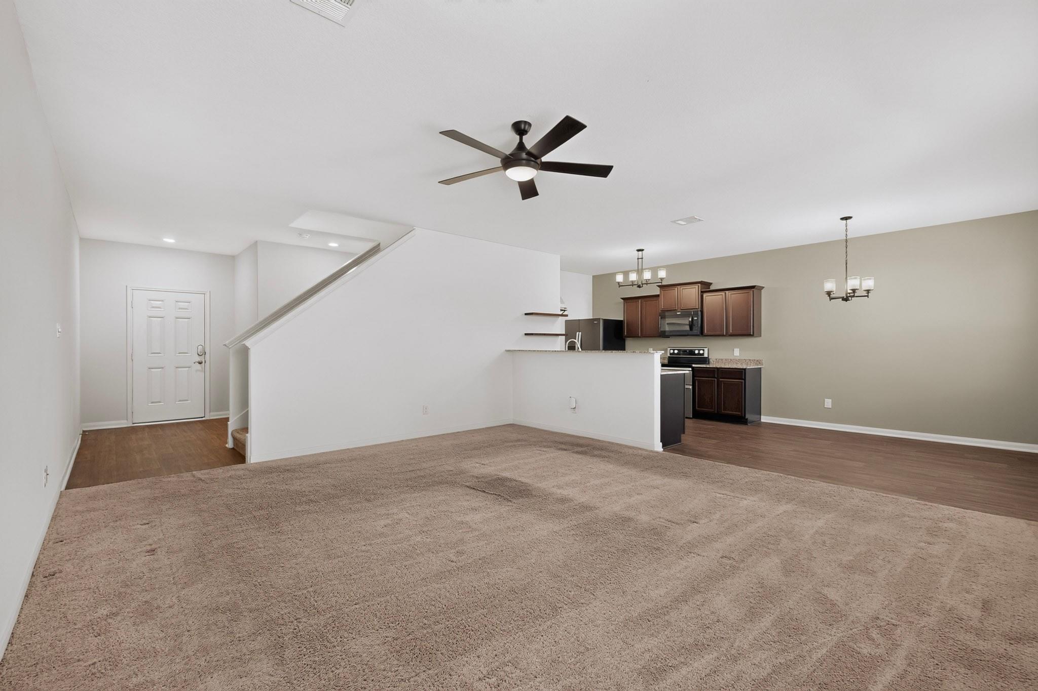 1382 Breanna Ln Property Photo 6