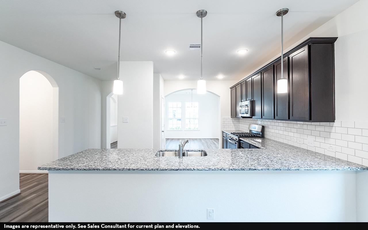 802 Kapok St Property Photo 3