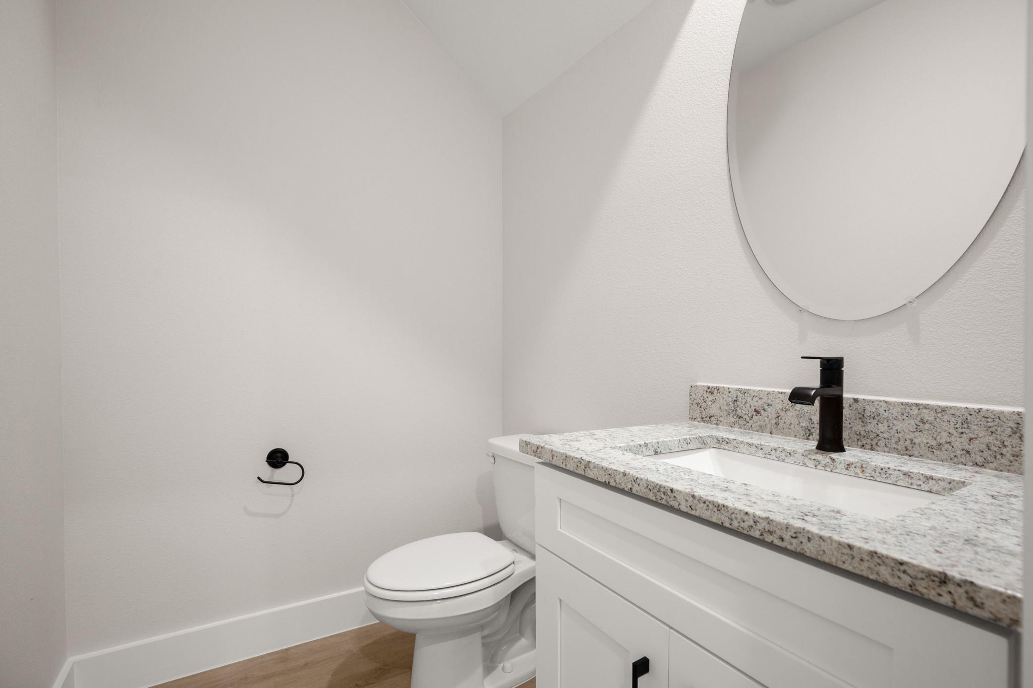 5502 Mobeetie Loop Property Photo 6