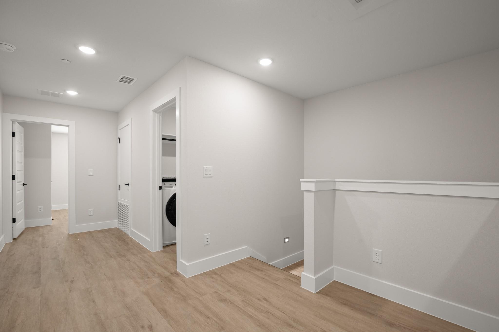5502 Mobeetie Loop Property Photo 9