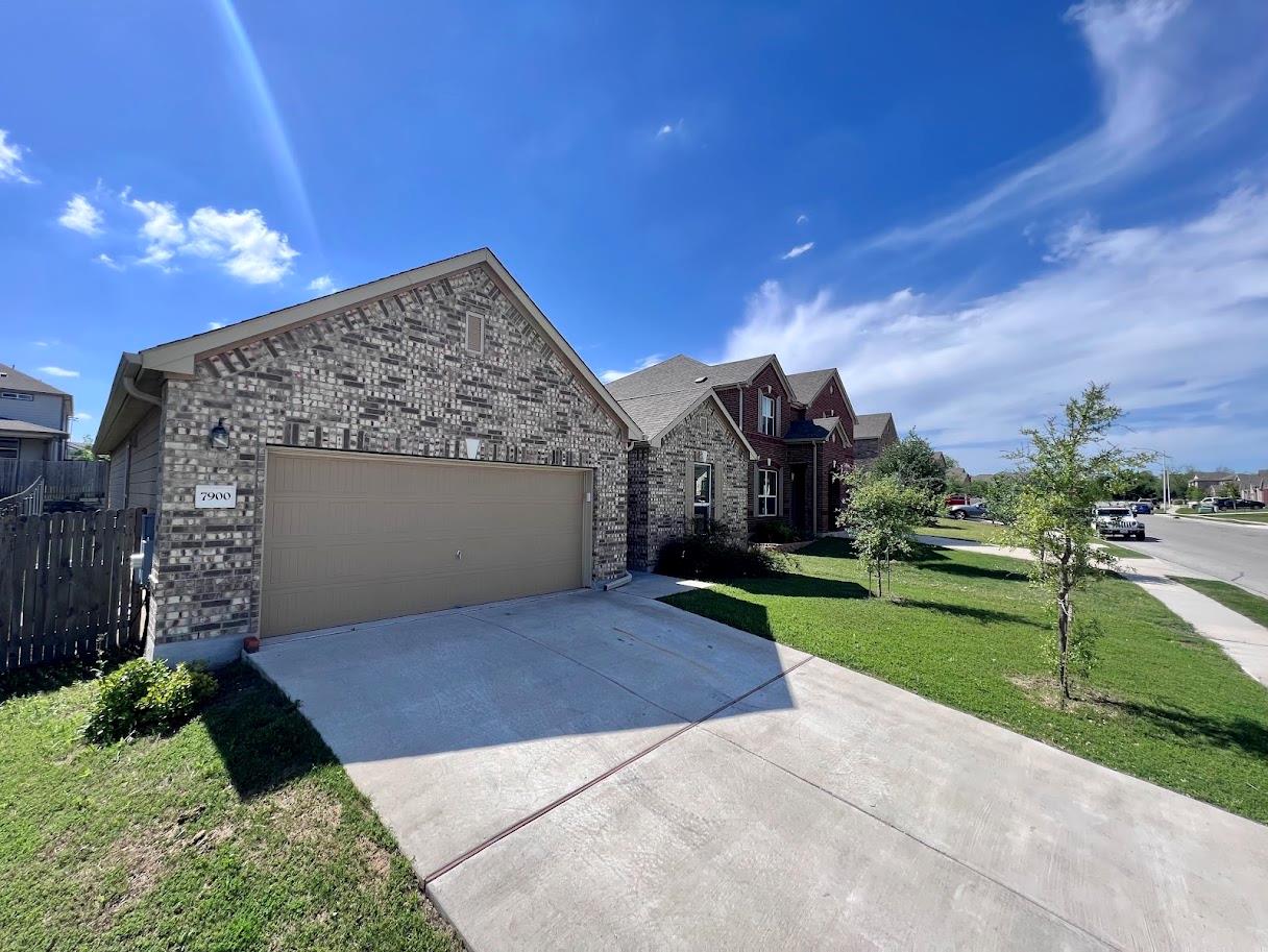 7900 W Crystalbrook None Property Photo 1
