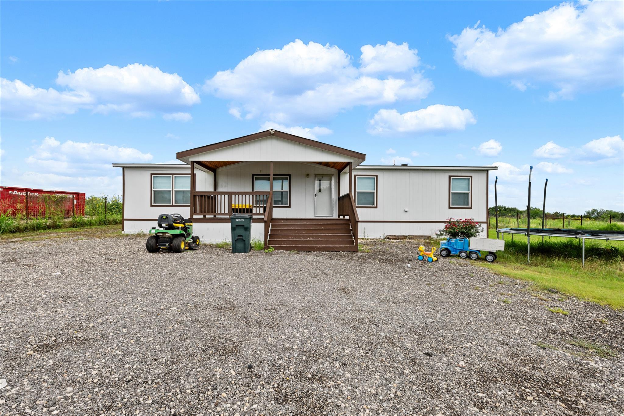 360 Shady Oaks Dr #b Property Photo 1