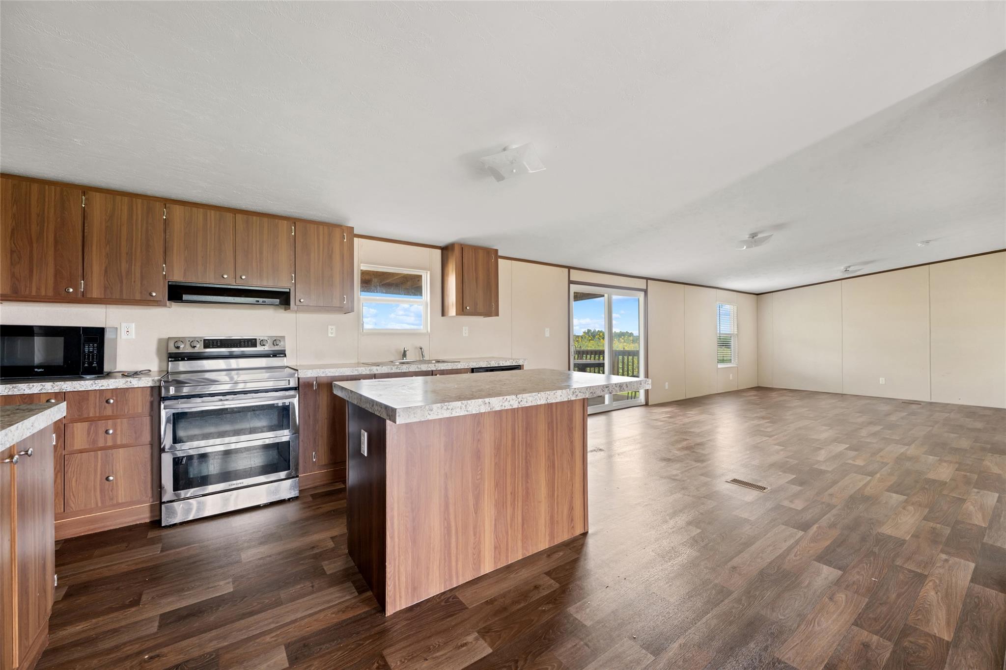 360 Shady Oaks Dr #b Property Photo 10