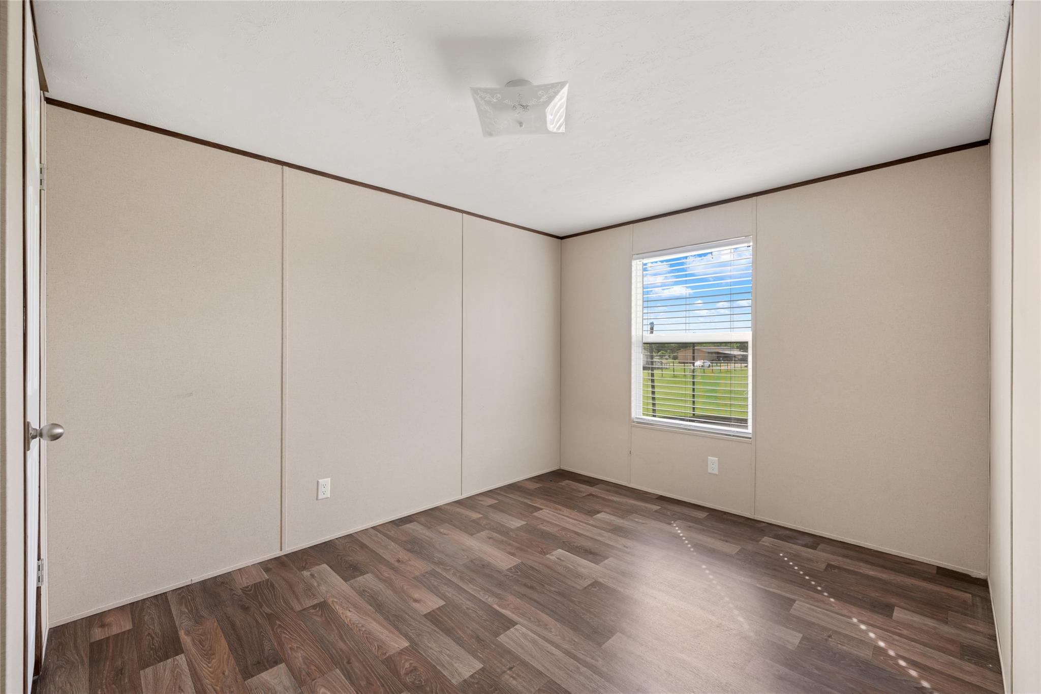 360 Shady Oaks Dr #b Property Photo 26