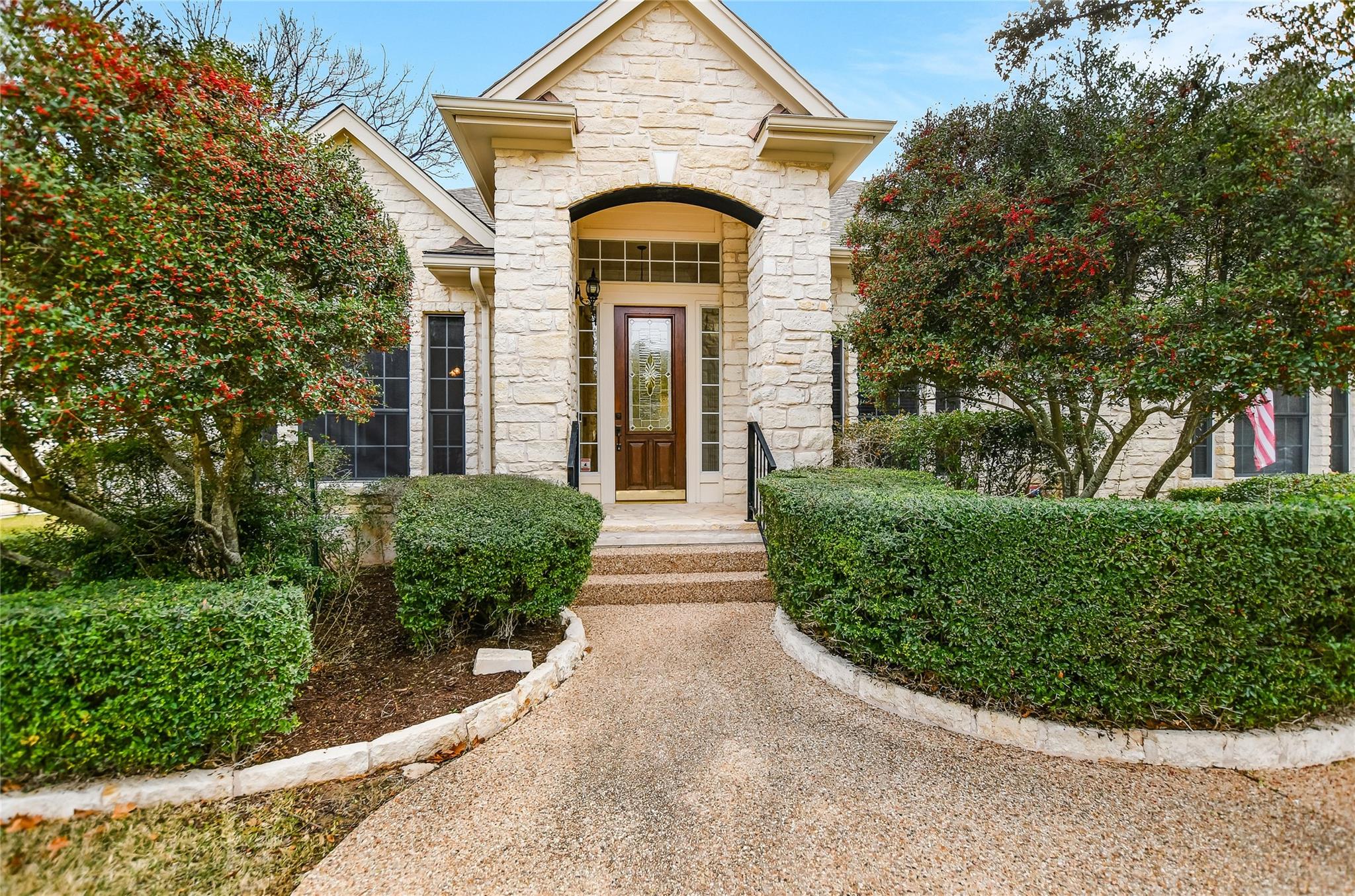 309 Champions Dr Property Photo 4