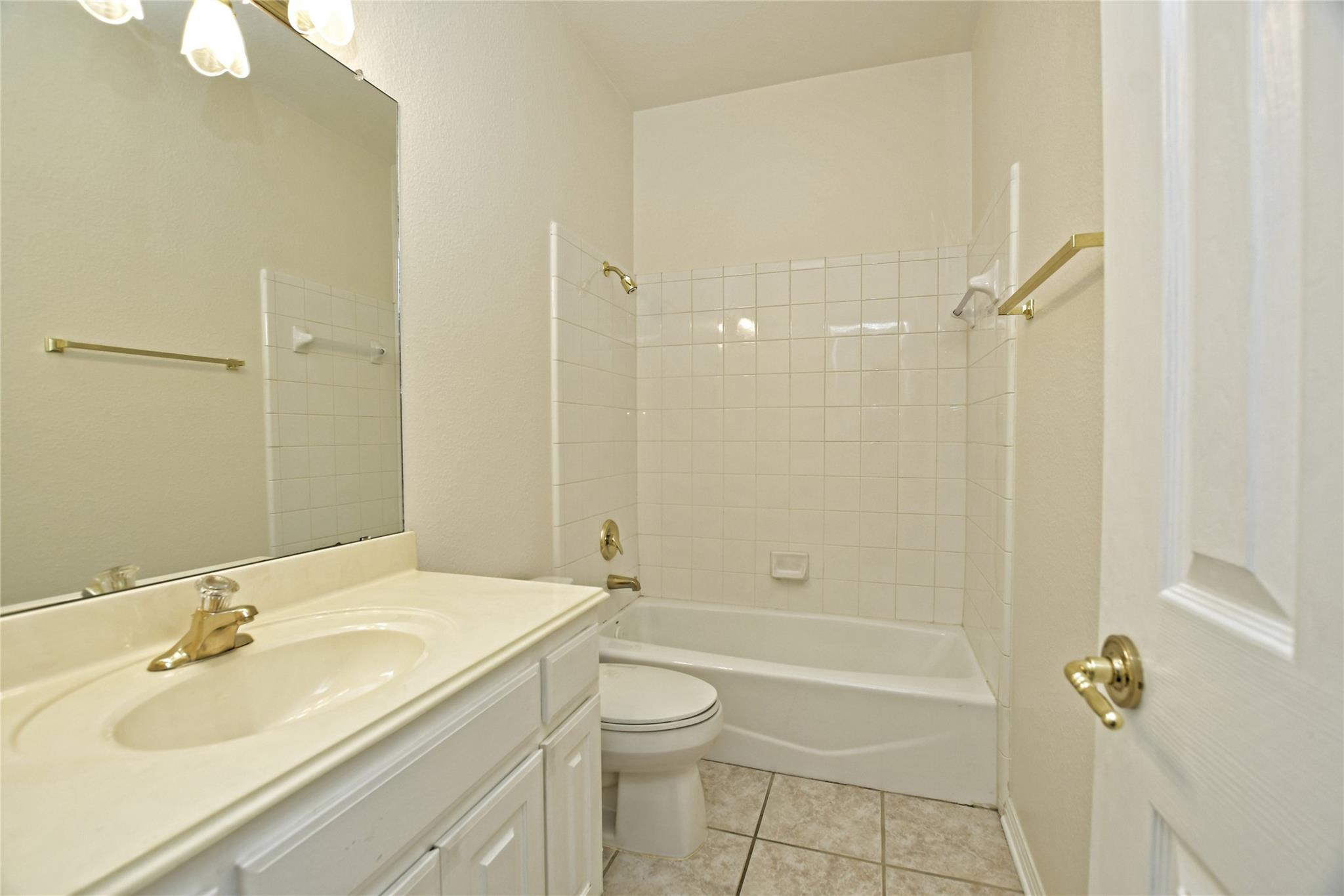 309 Champions Dr Property Photo 25