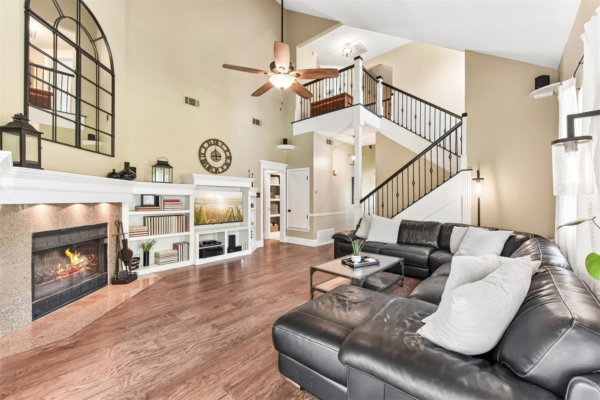 12500 Turkey Ridge Ct Property Photo 8