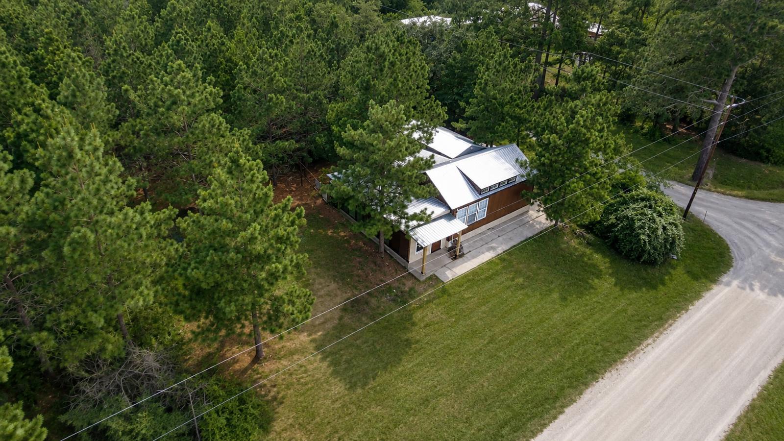 259 Pinehill Dr Property Photo 1