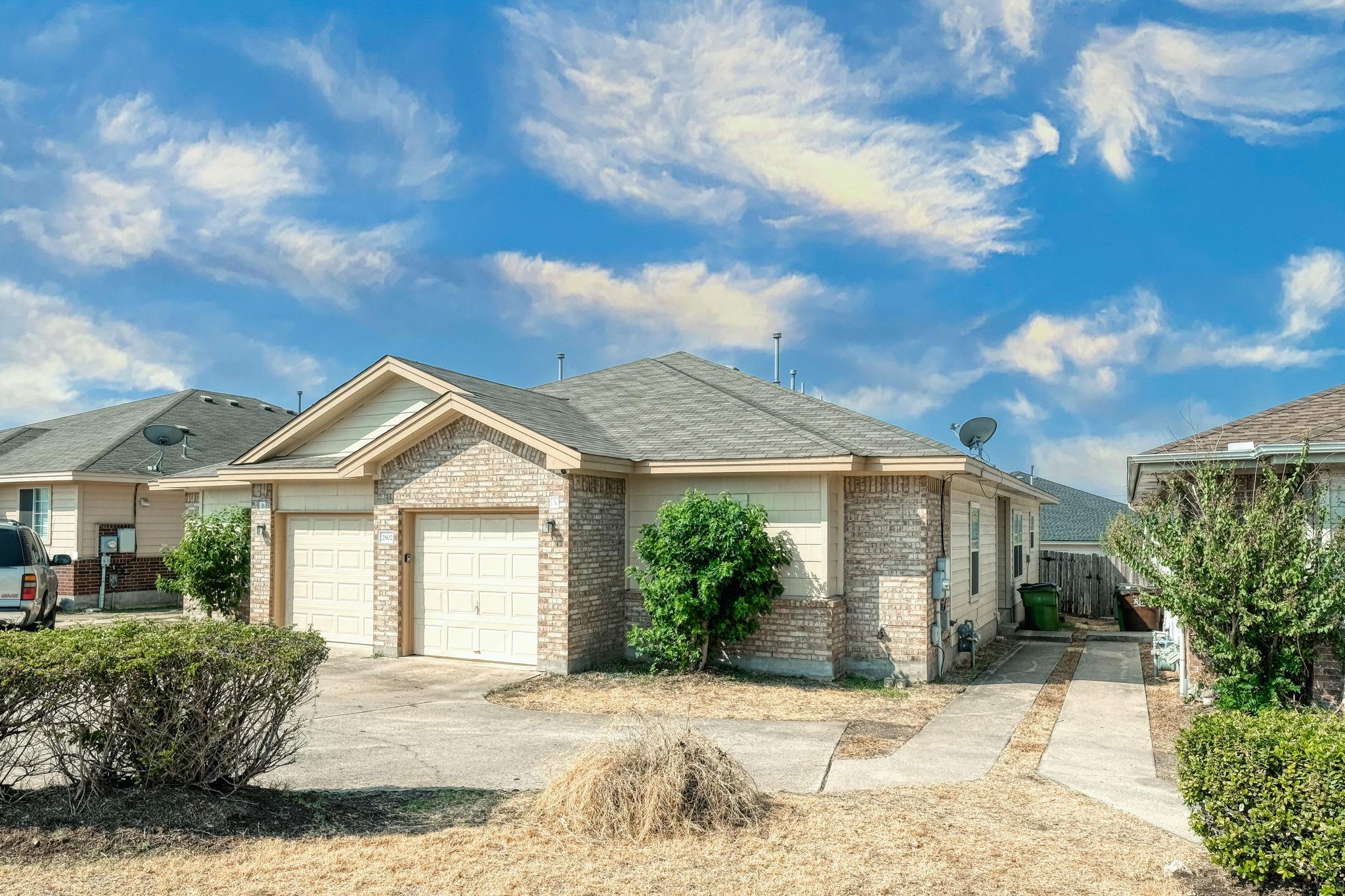 2802 Southampton Way #a Property Photo 1