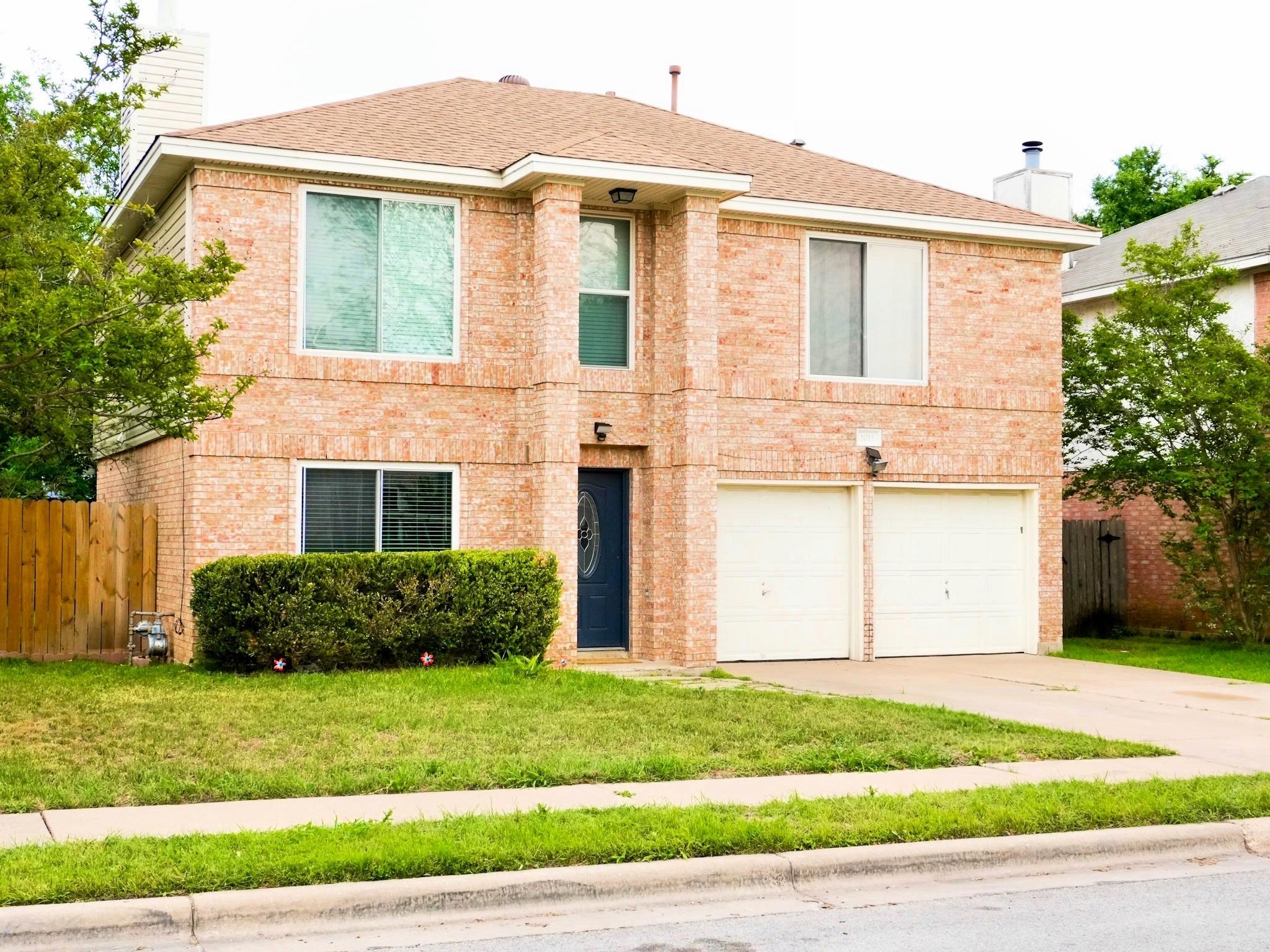 1015 Acanthus St Property Photo 1